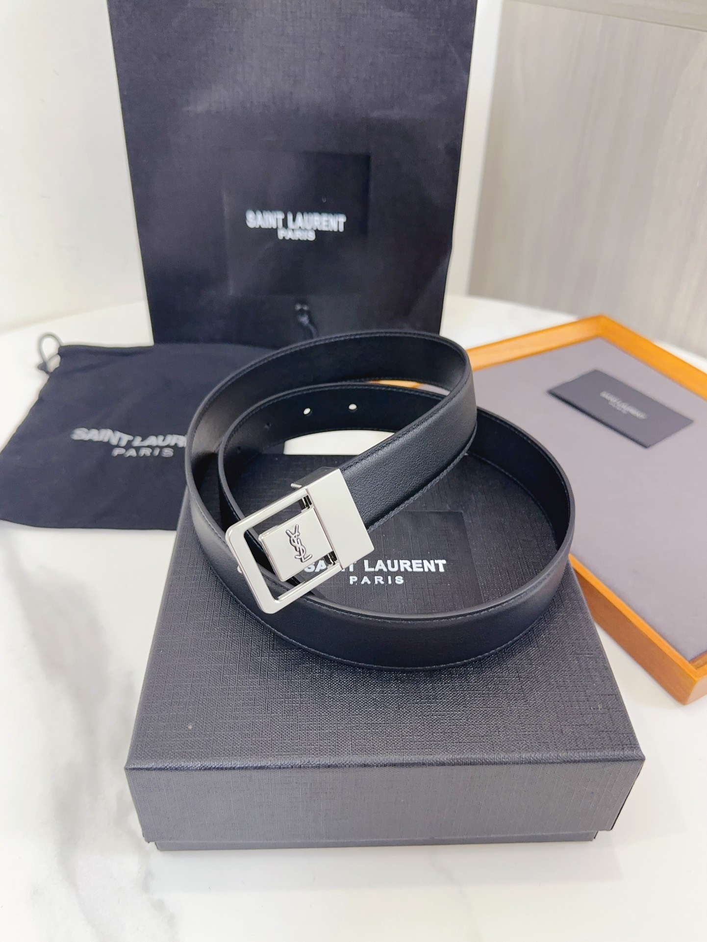 Saint Laurent Female Leather Belt S-m-l