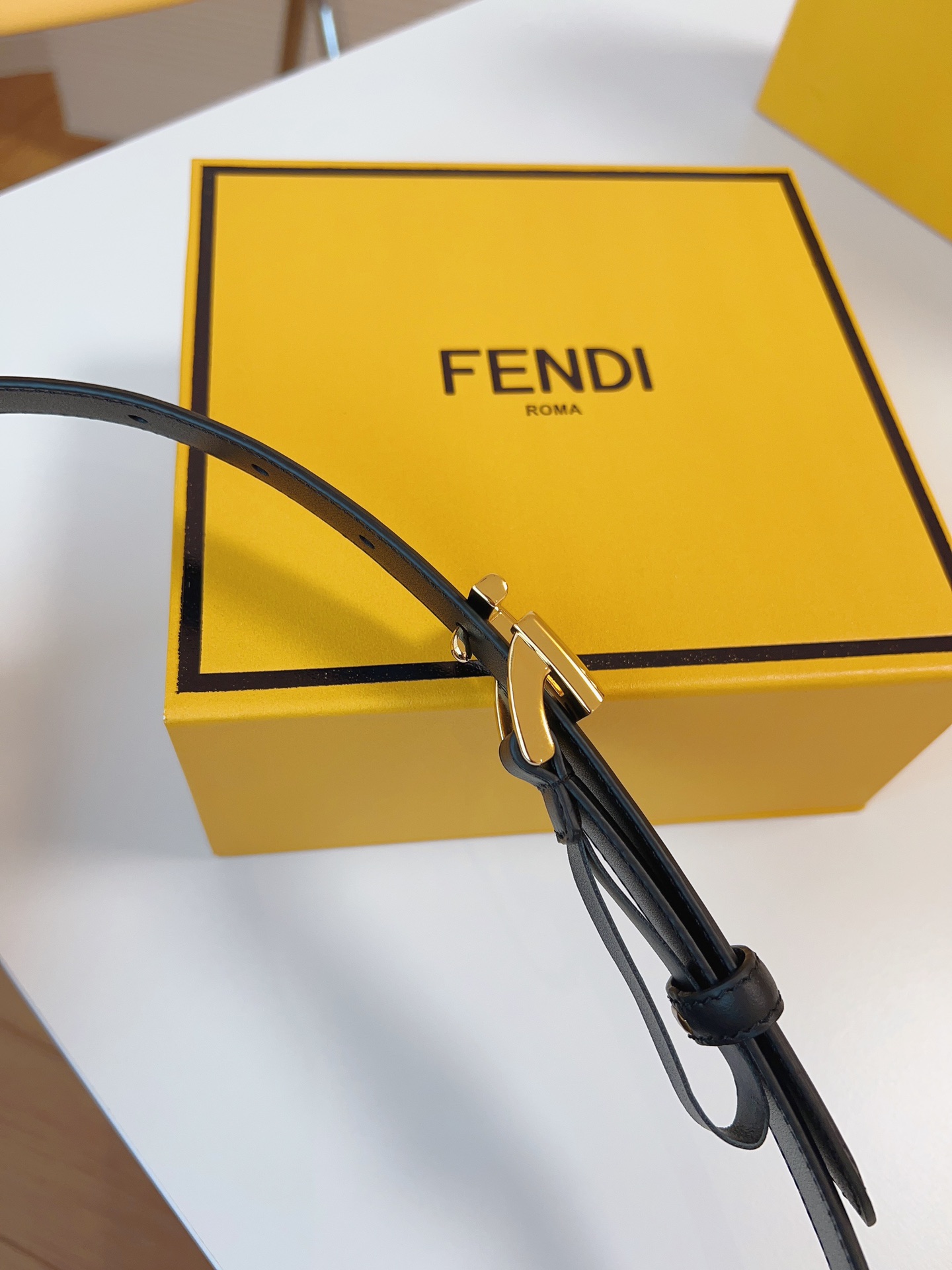 Fendi Female Leather Belt Cow Leather M