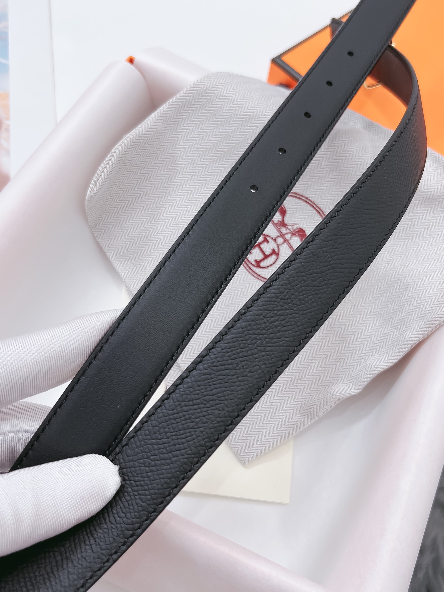 Hermès Female Basic Belt Cow Leather Black 110cm-m