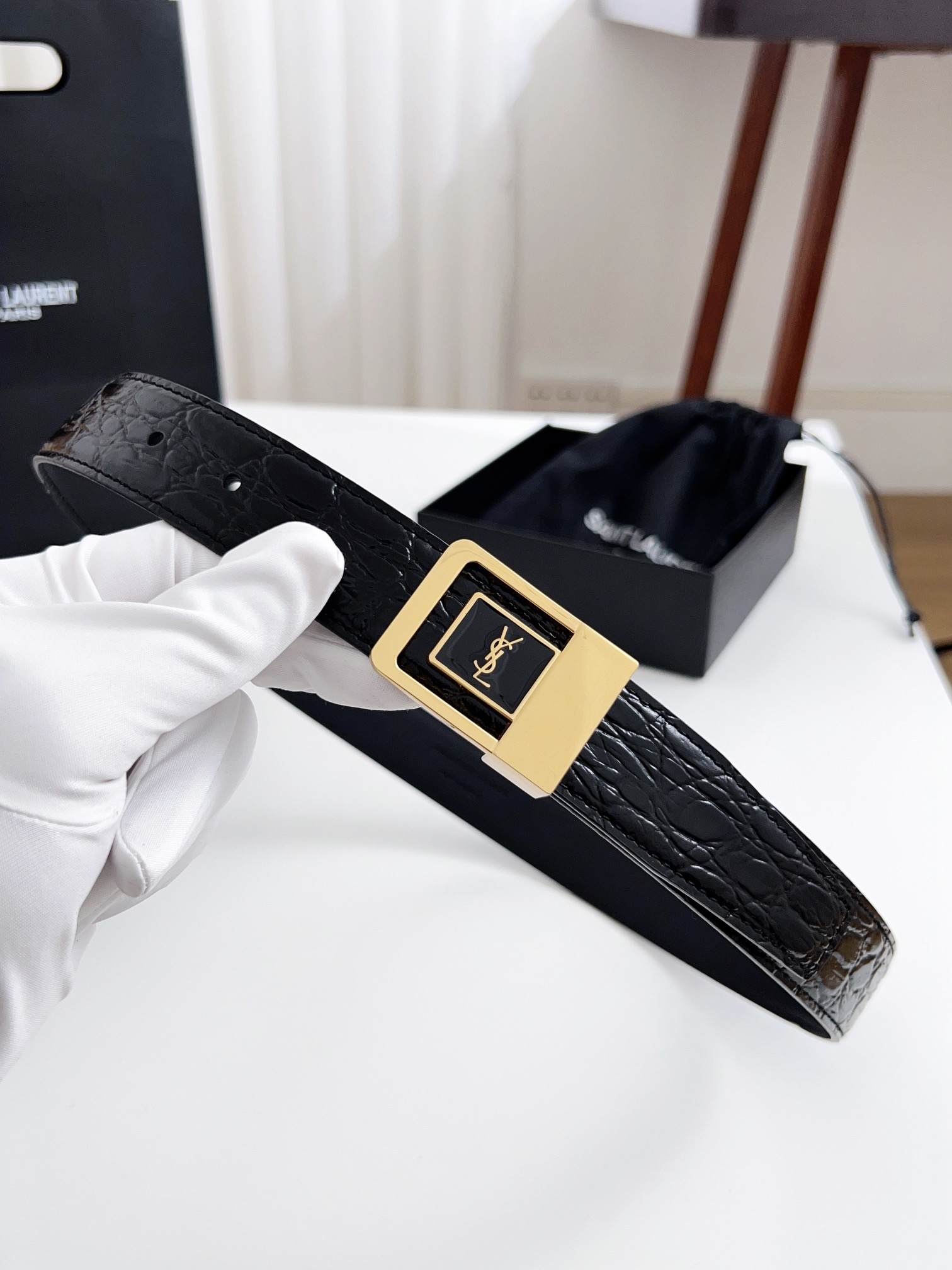 Saint Laurent Female Basic Belt Cow Leather 13514