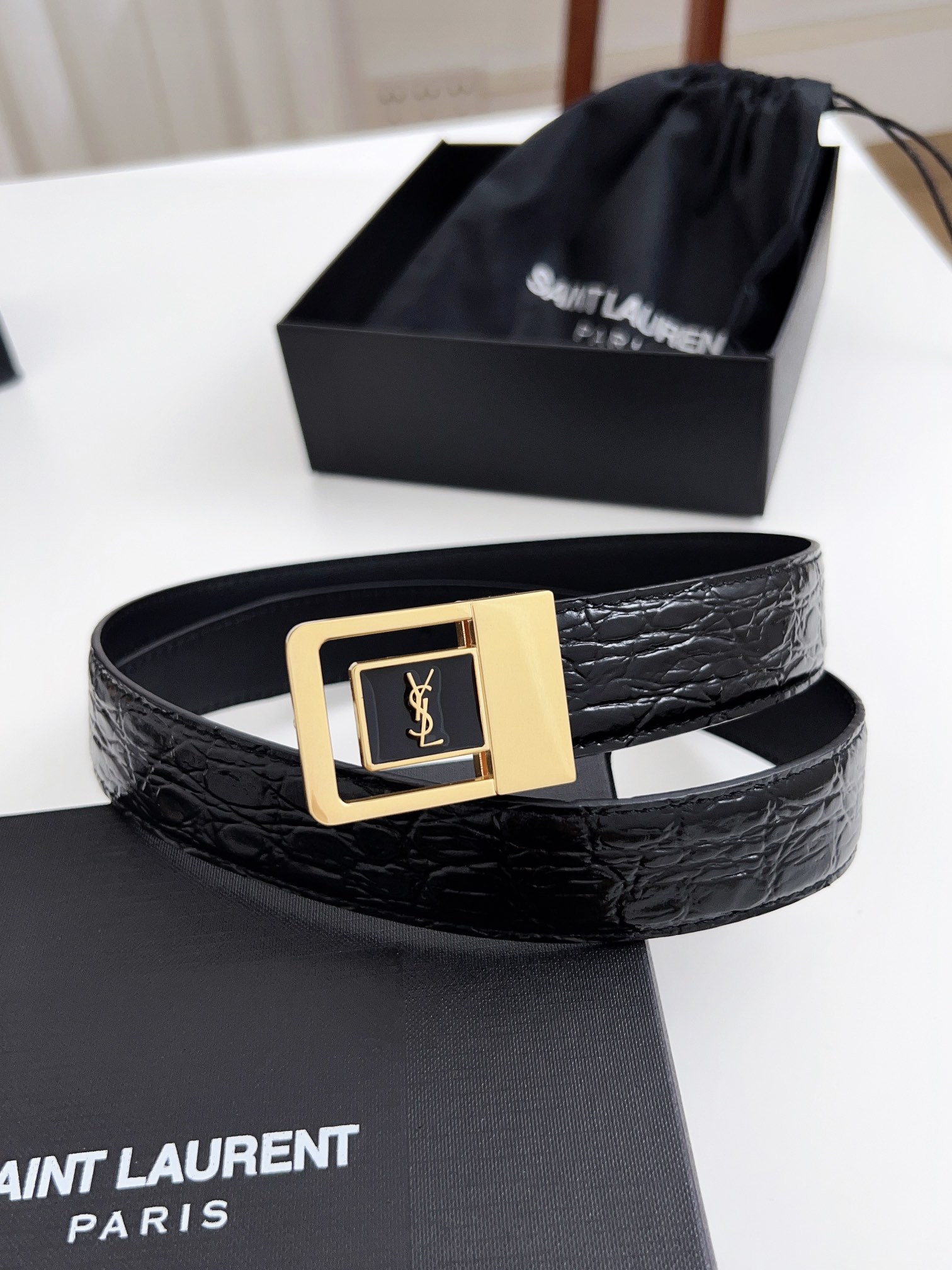Saint Laurent Female Basic Belt Cow Leather