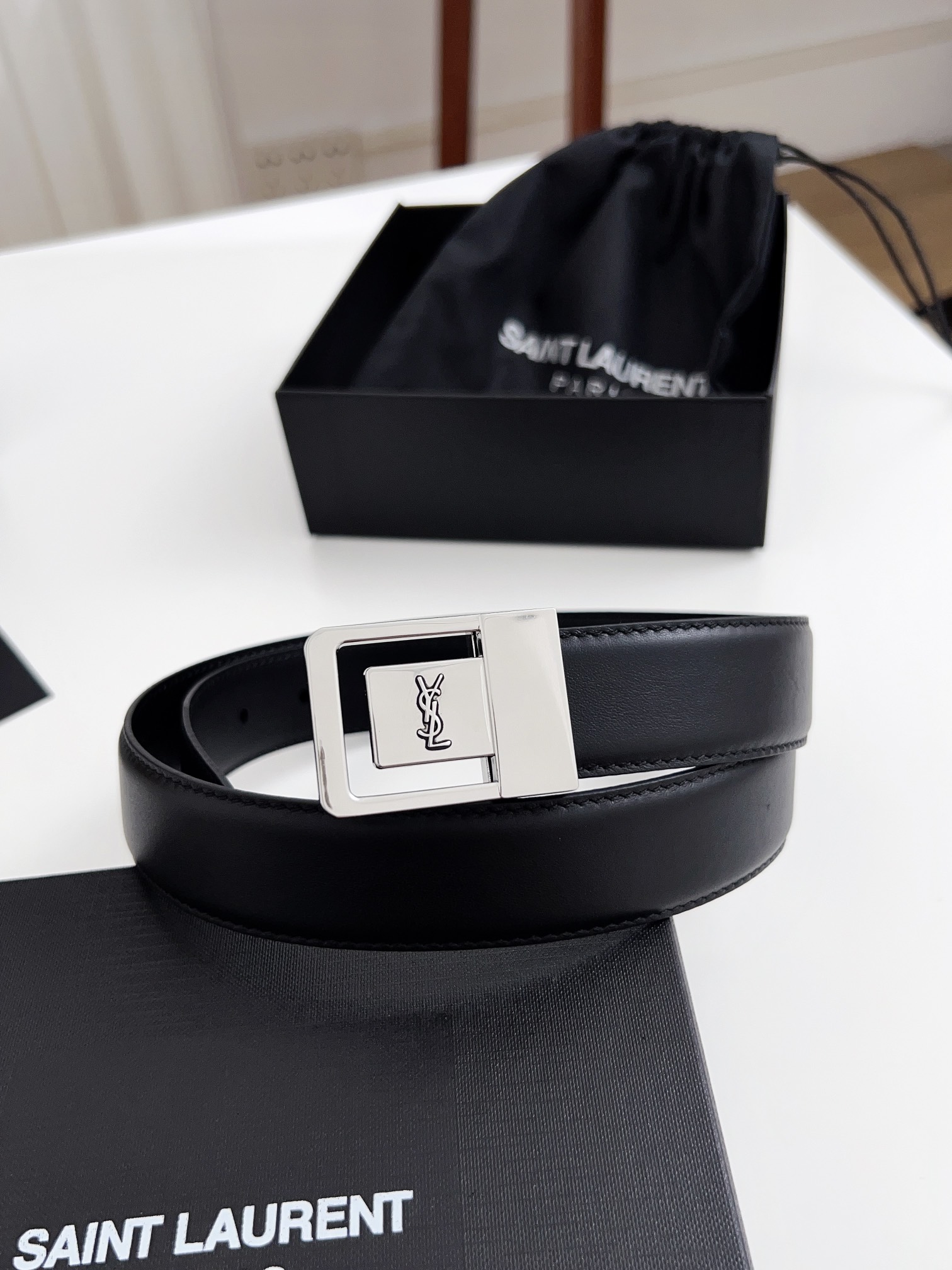 Saint Laurent Female Basic Belt Cow Leather