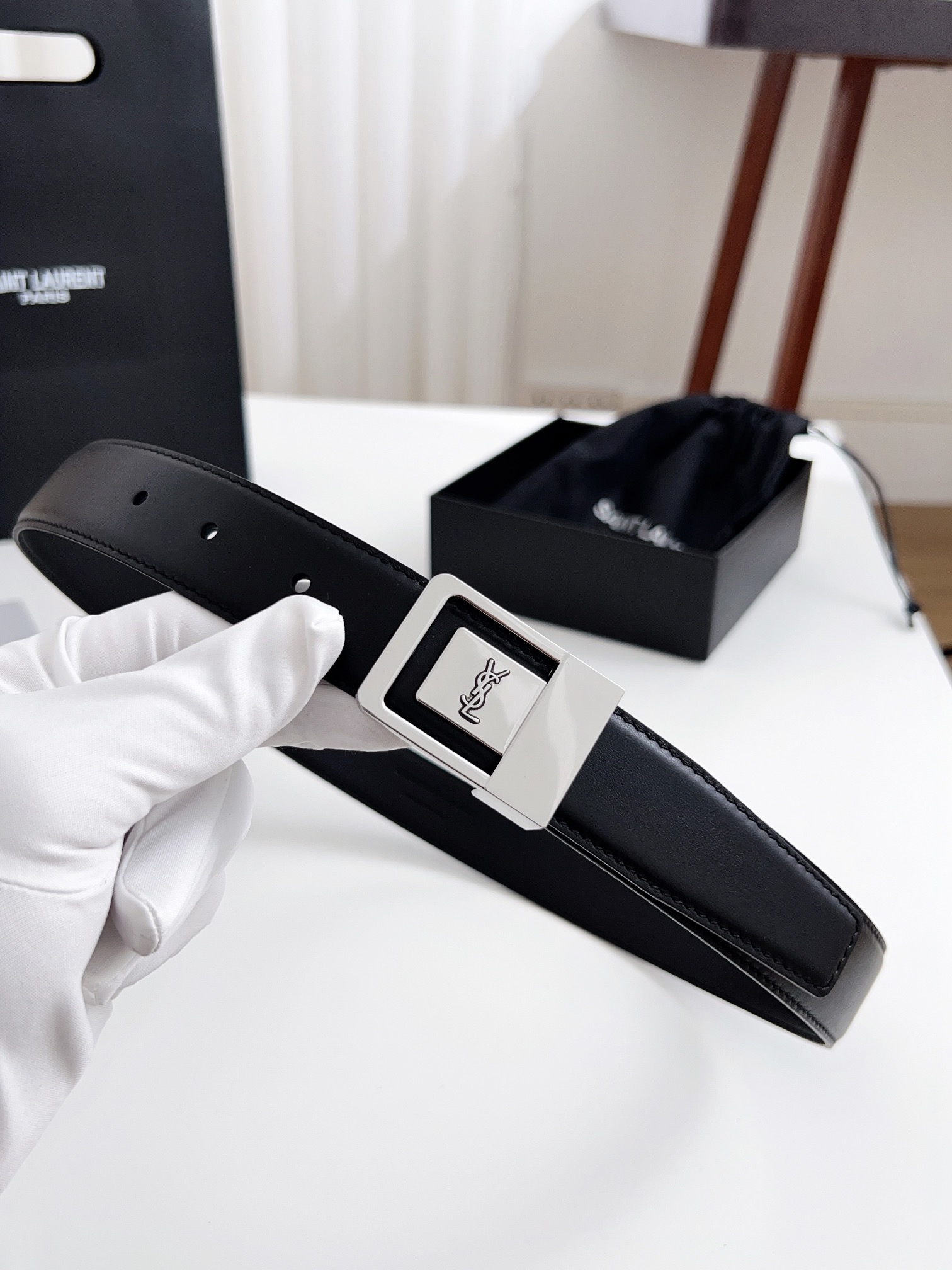 Saint Laurent Female Basic Belt Cow Leather