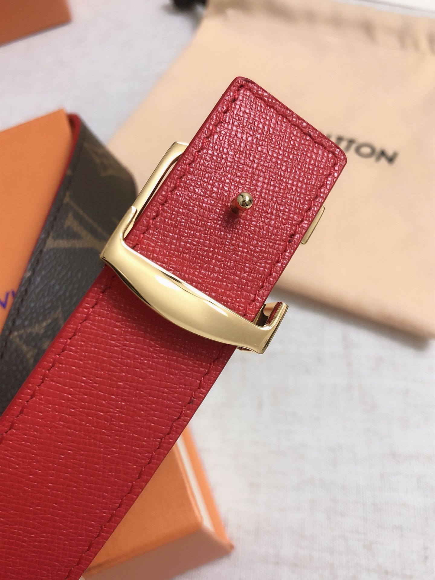 Louis Vuitton Female Basic Belt Top Grain Leather Waterproof M-l