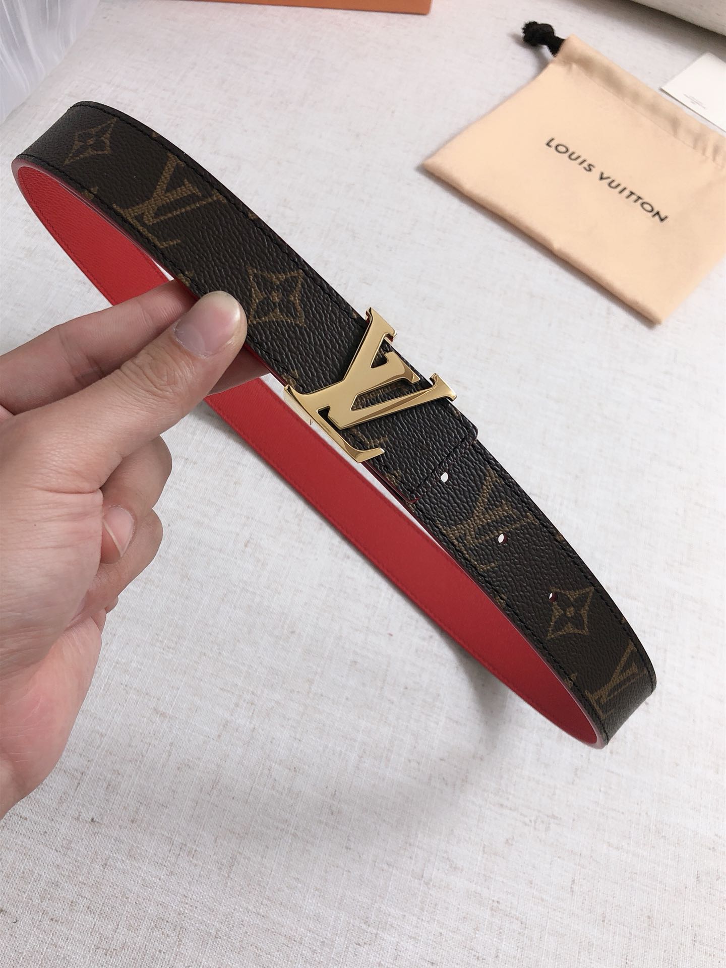 Louis Vuitton Female Basic Belt Top Grain Leather Waterproof M-l