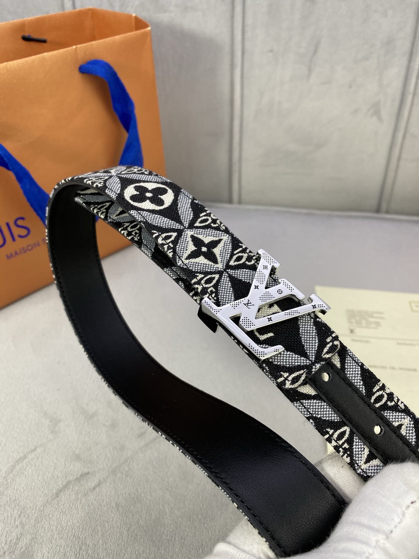 Louis Vuitton Female Basic Belt Cow Leather 13514-m-l
