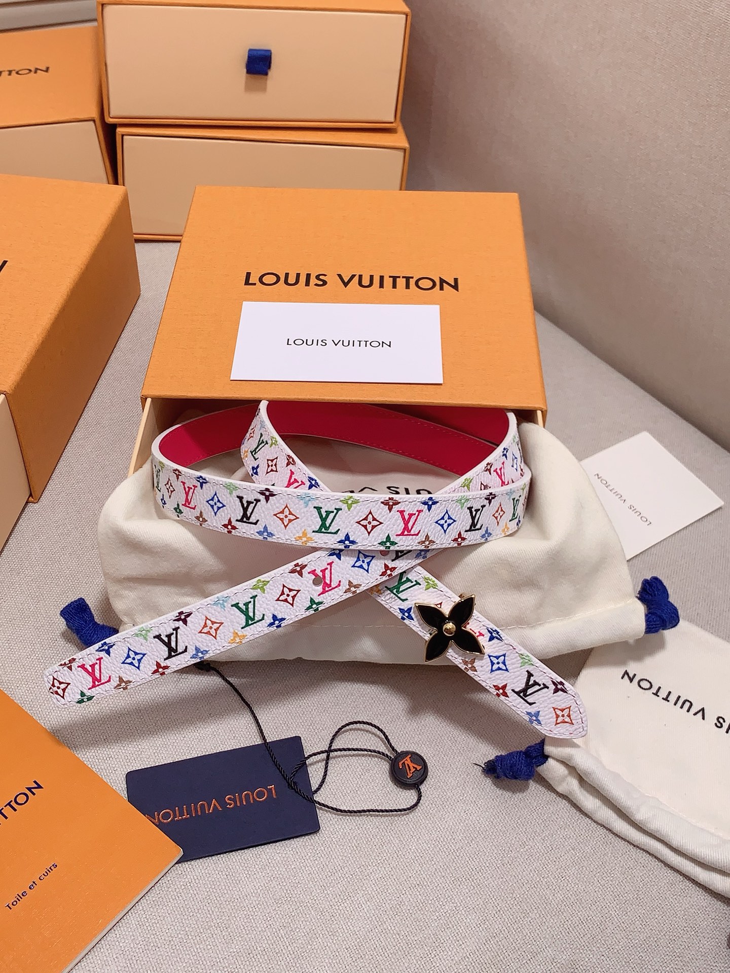 Louis Vuitton Female Leather Belt 5mm-s-m-l