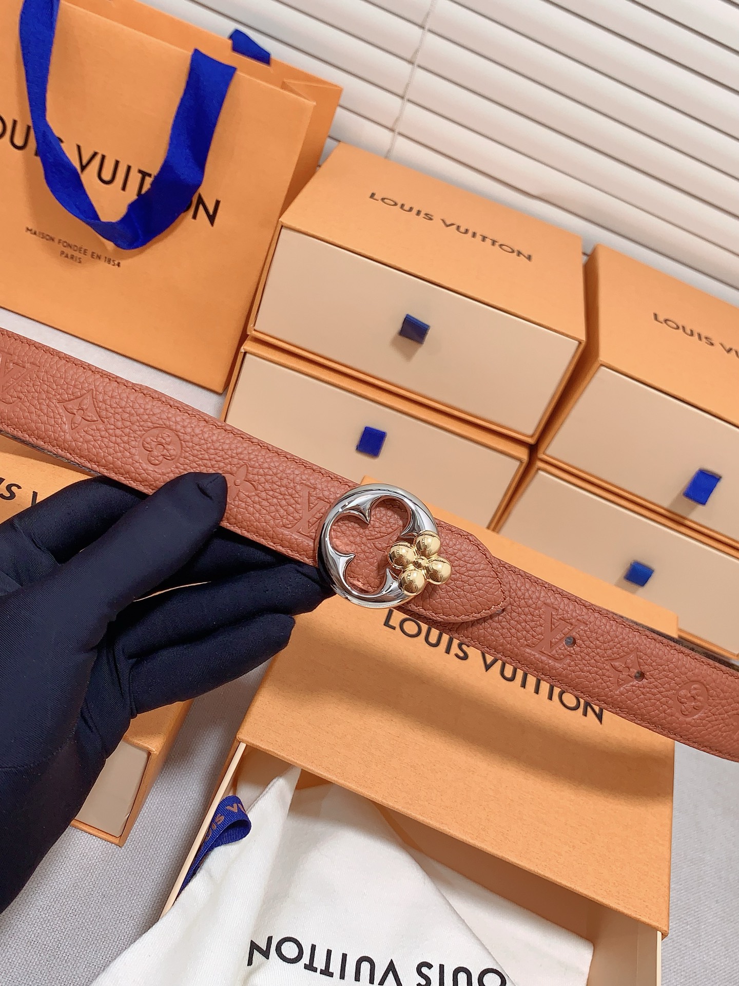 Louis Vuitton Female Basic Belt Cow Leather S-m-l