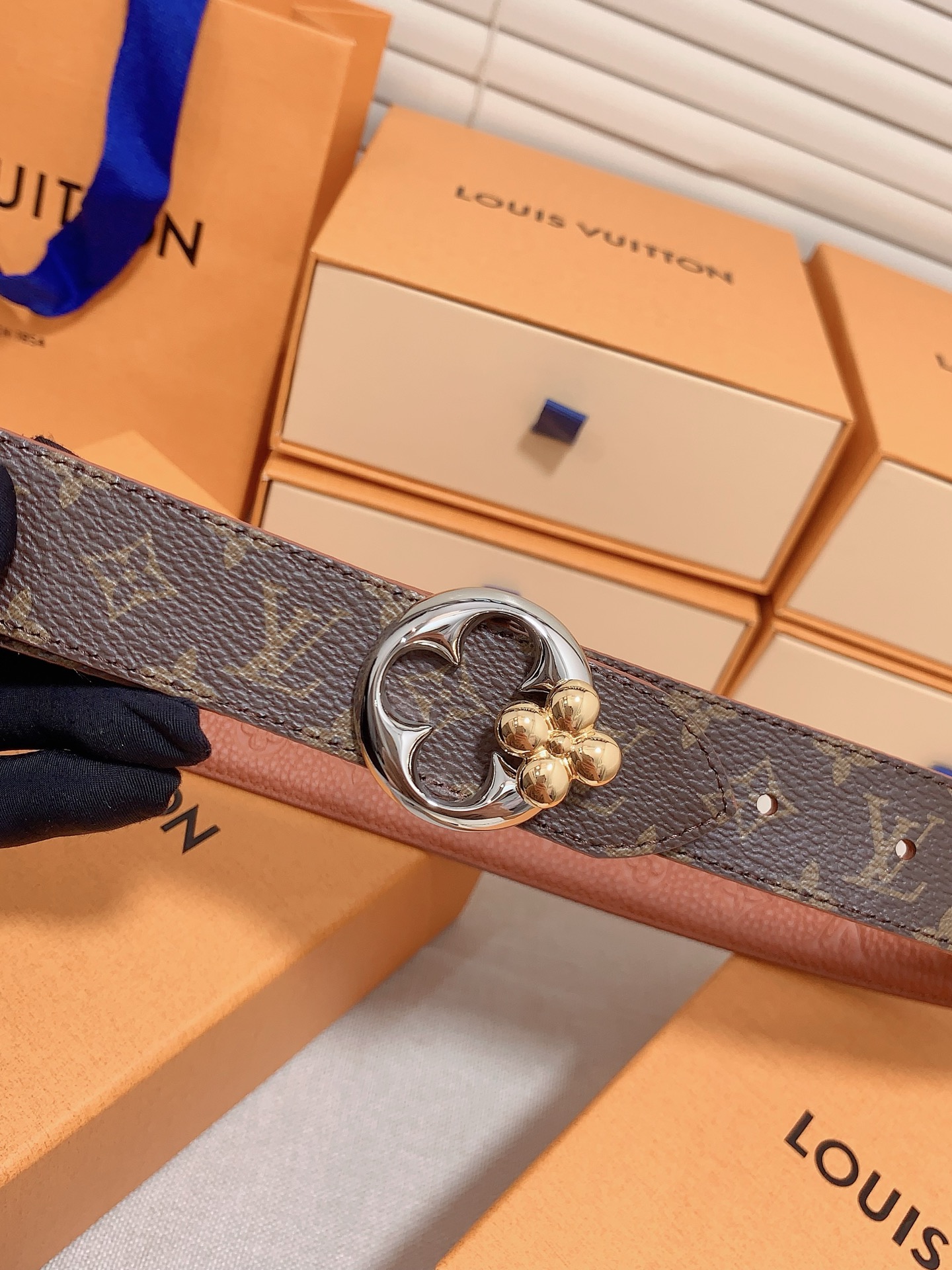 Louis Vuitton Female Basic Belt Cow Leather S-m-l