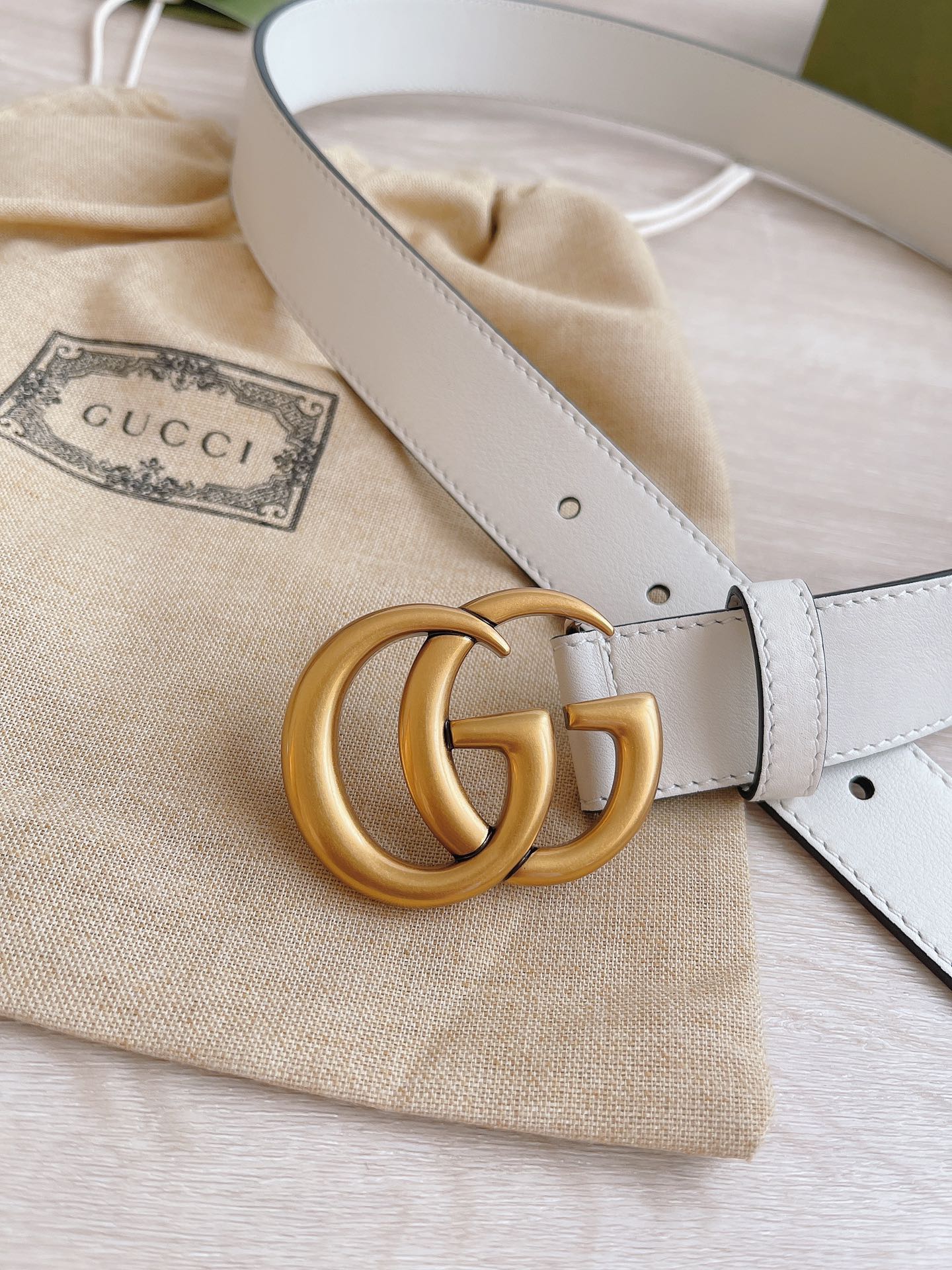Gucci Female Basic Belt Cow Leather White M