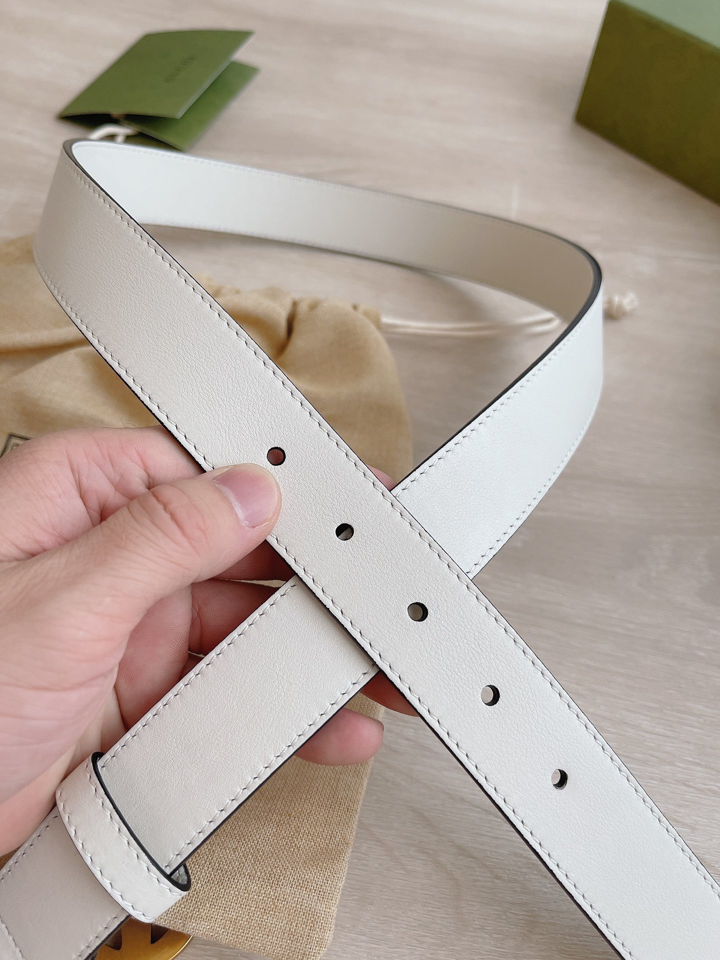 Gucci Female Basic Belt Cow Leather White M