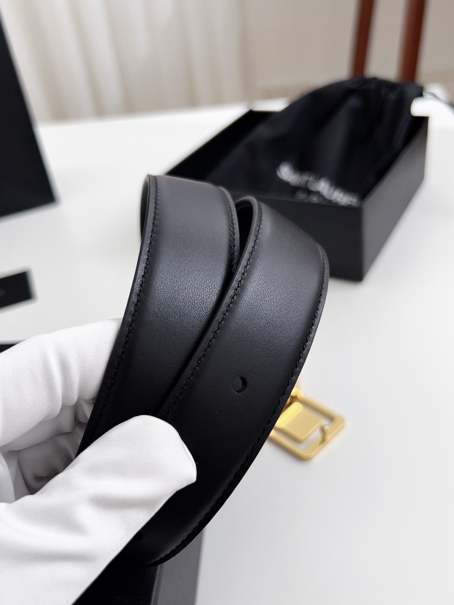 Saint Laurent Female Basic Belt Cow Leather 13514