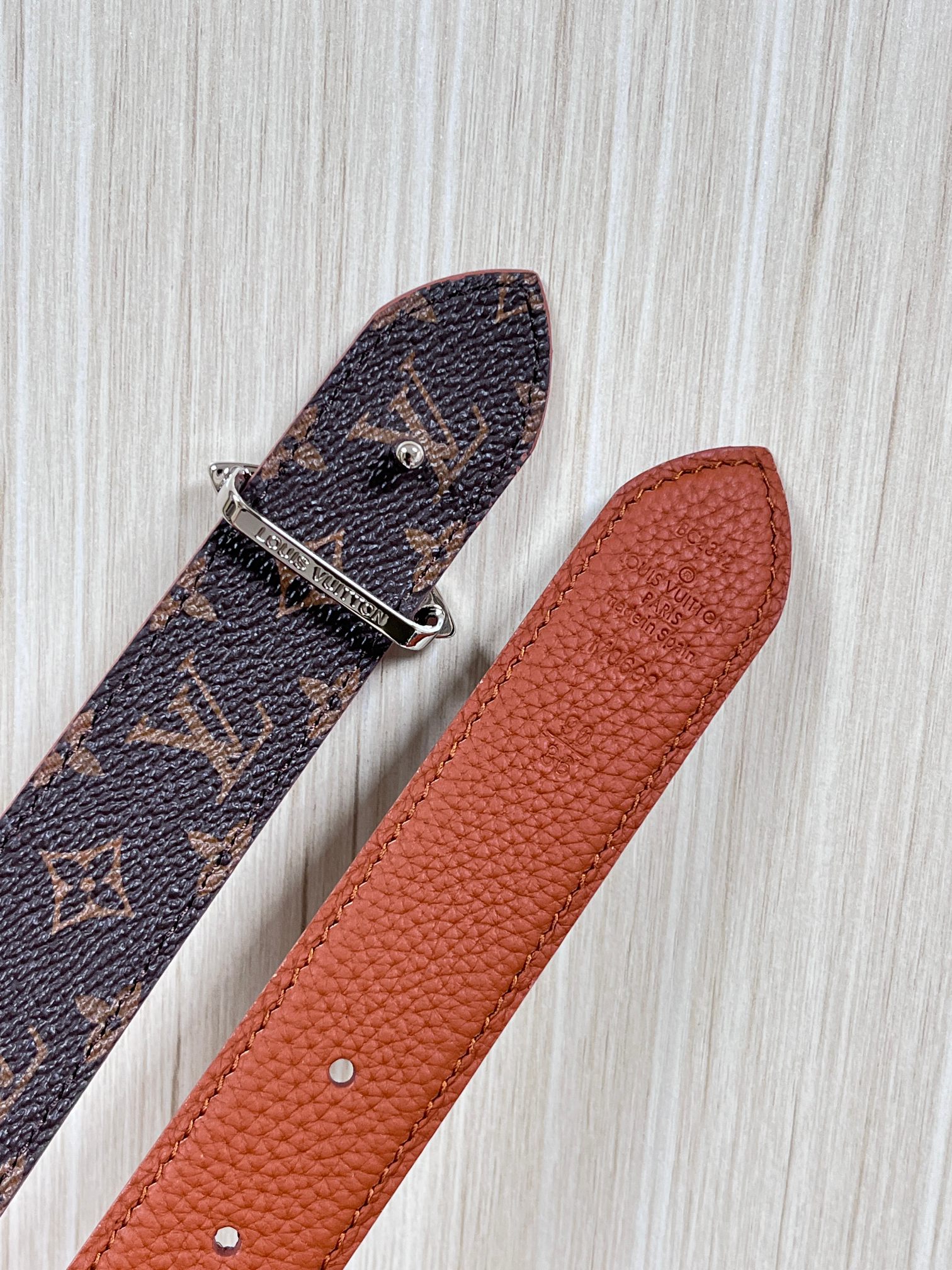 Louis Vuitton Female Basic Belt Canvas M-l