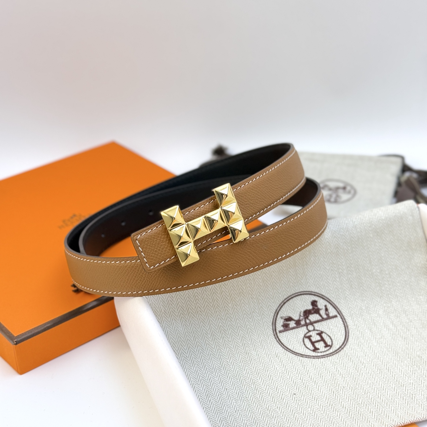Hermès Female Basic Belt 24mm-13514-l-m-s