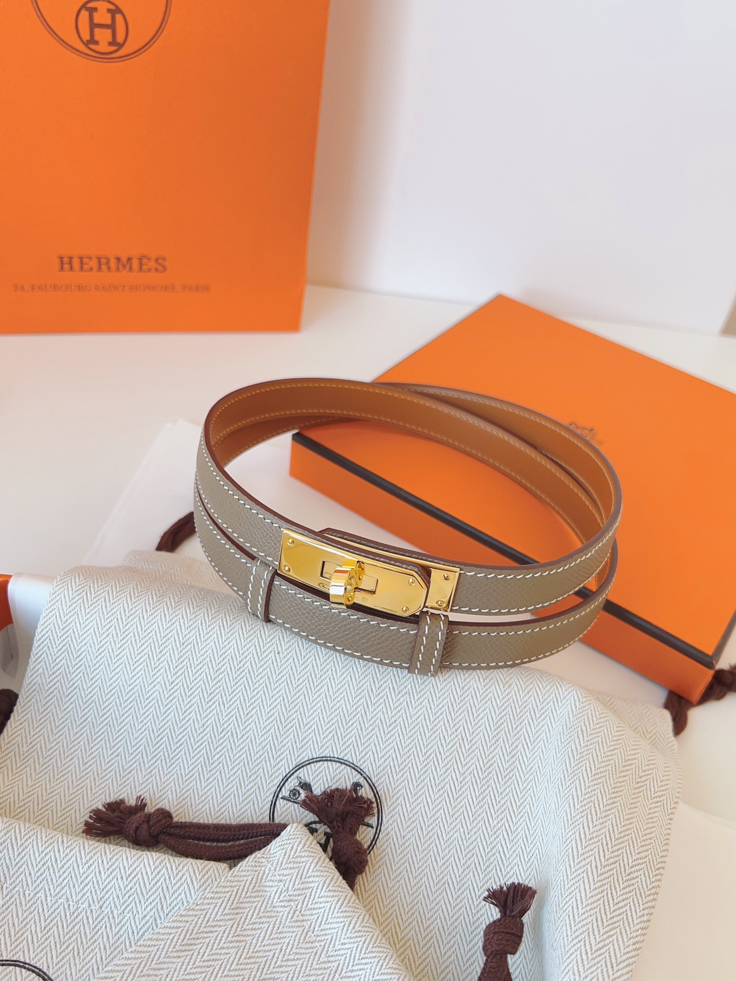 Hermès Female Basic Belt Cow Leather 13514-s-m-l