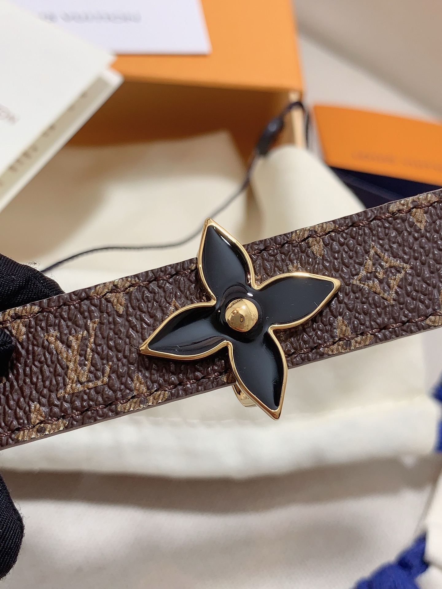 Louis Vuitton Female Leather Belt 5mm-13514-l-m-s