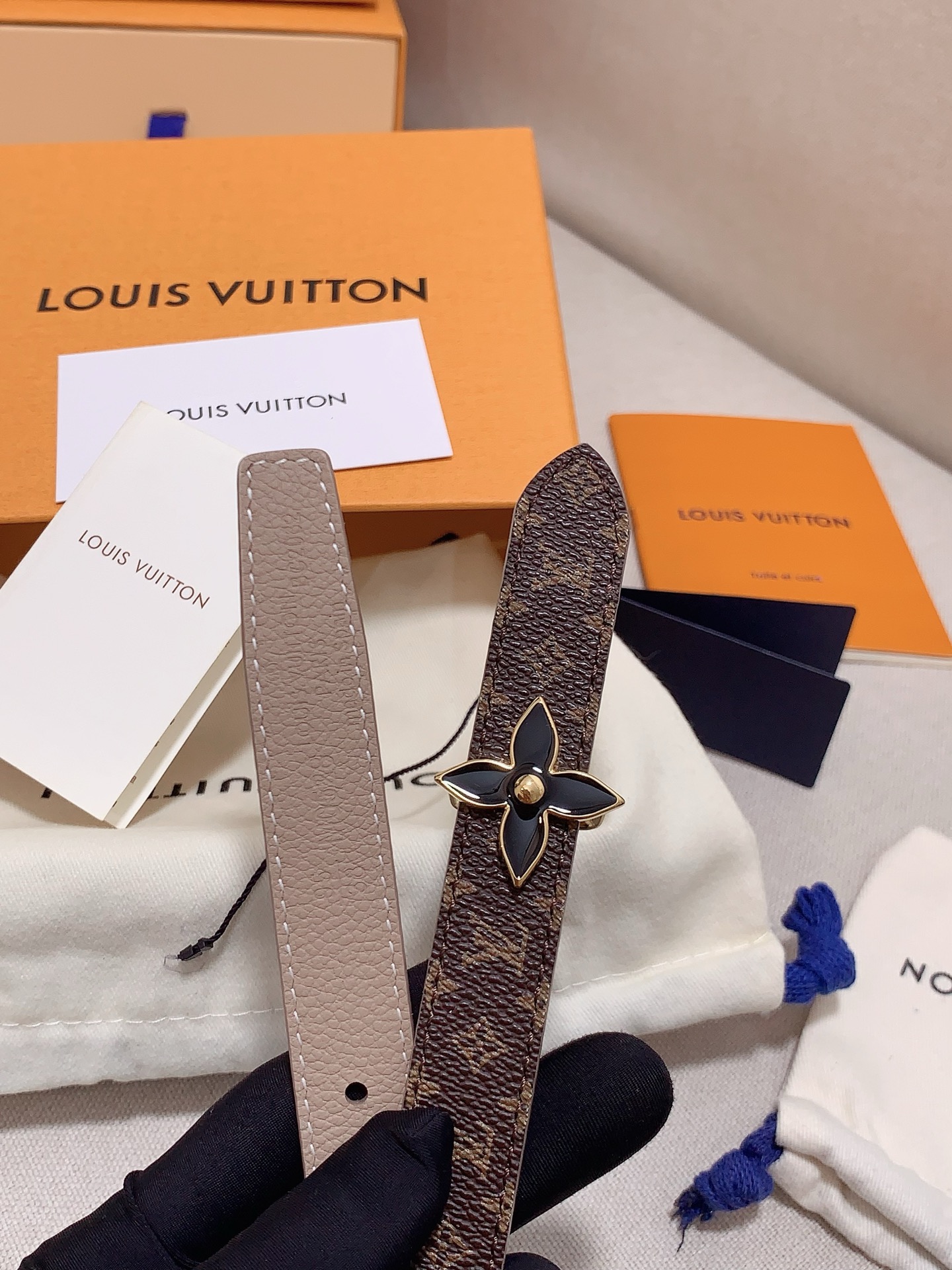 Louis Vuitton Female Leather Belt 5mm-s-m-l