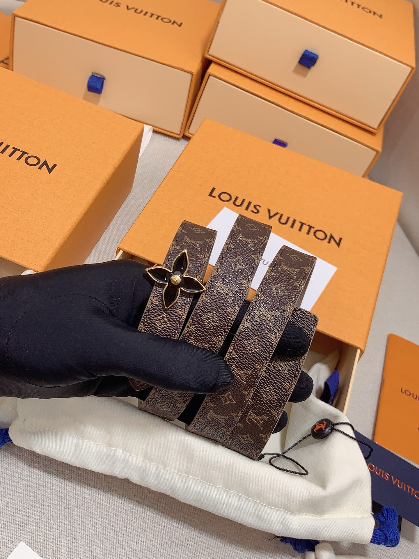 Louis Vuitton Female Leather Belt 5mm-s-m-l