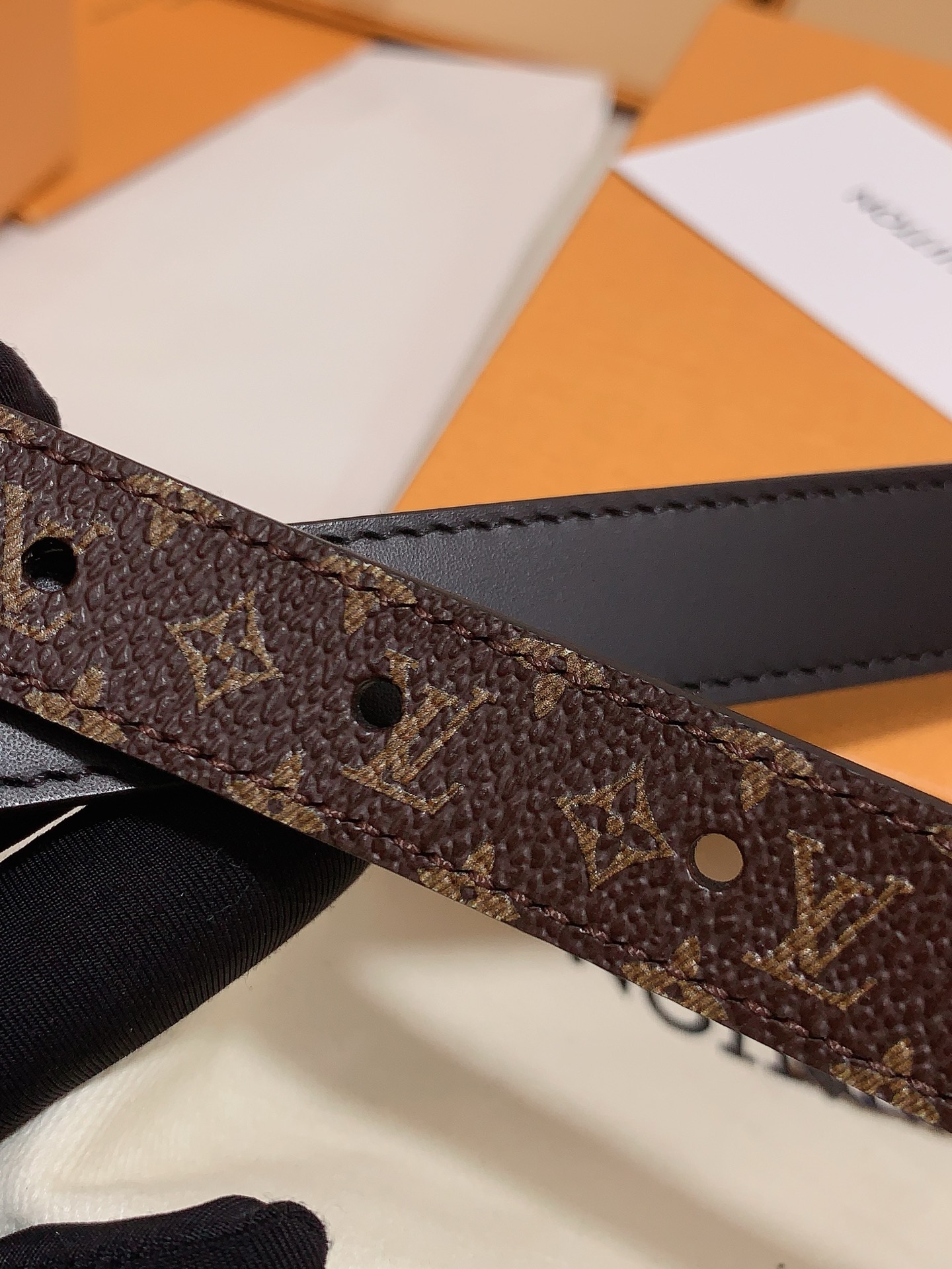 Louis Vuitton Female Leather Belt 5mm-s-m-l