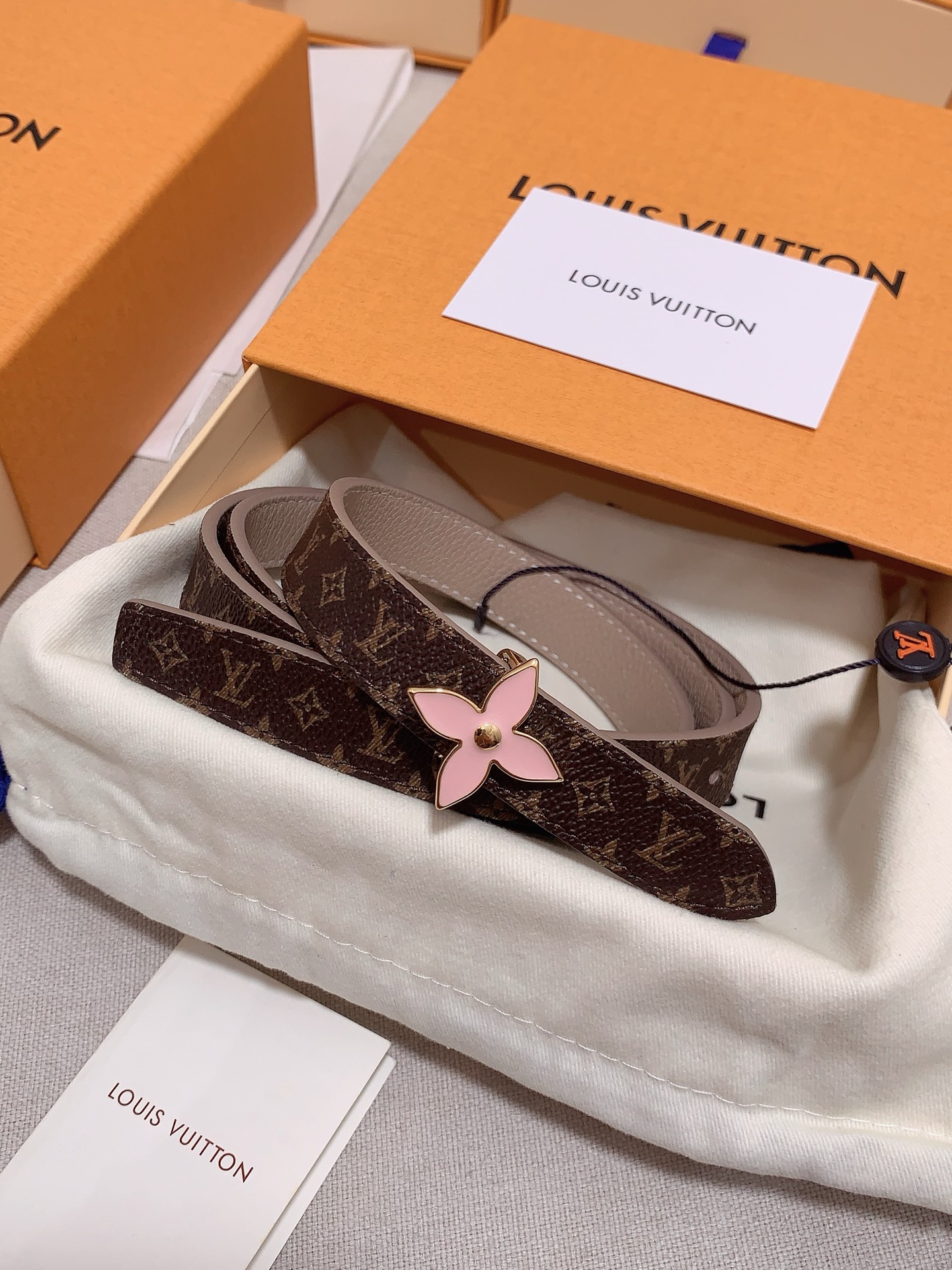 Louis Vuitton Female Leather Belt 5mm-13514-l-m-s