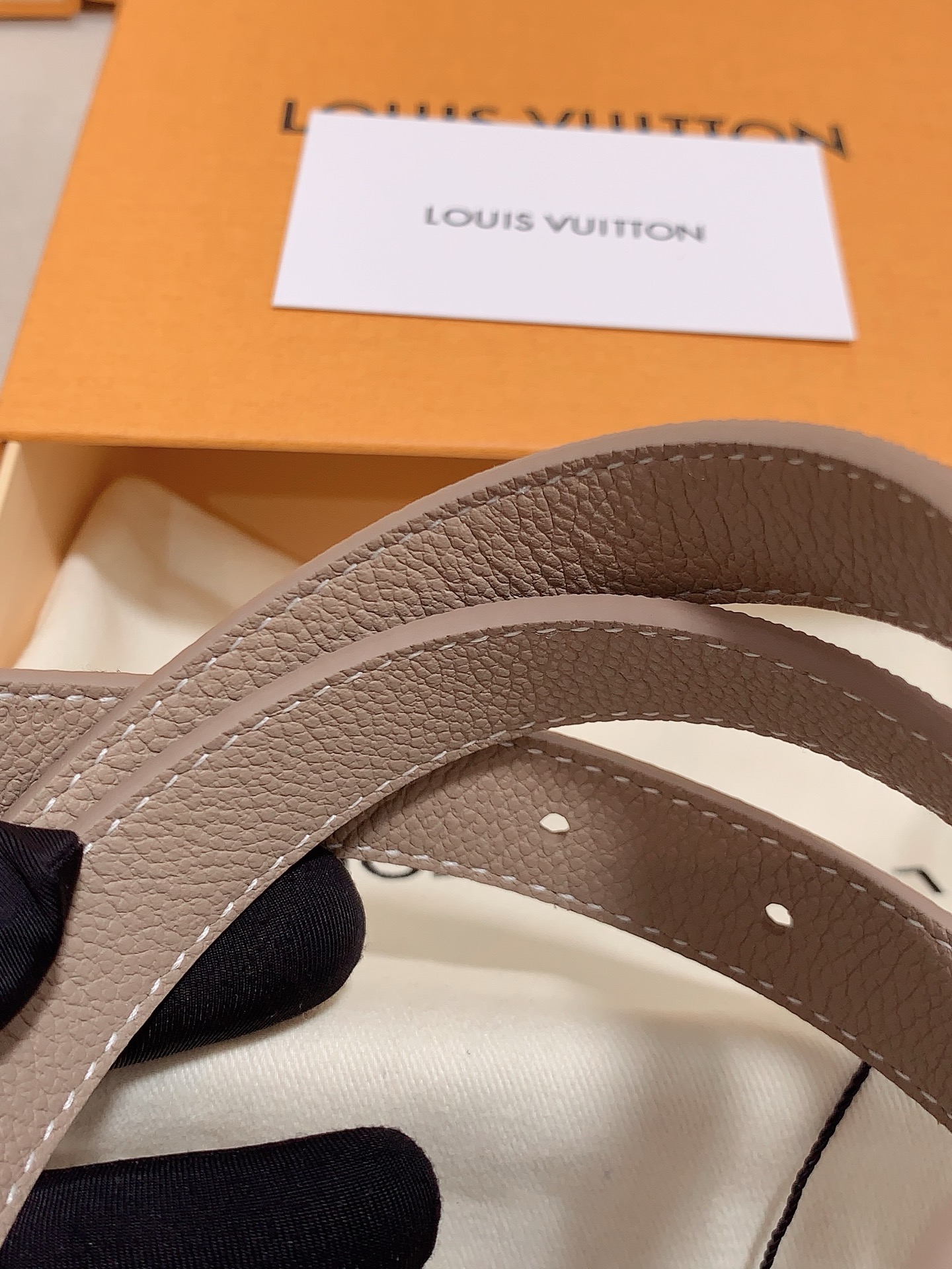 Louis Vuitton Female Leather Belt 5mm-13514-l-m-s