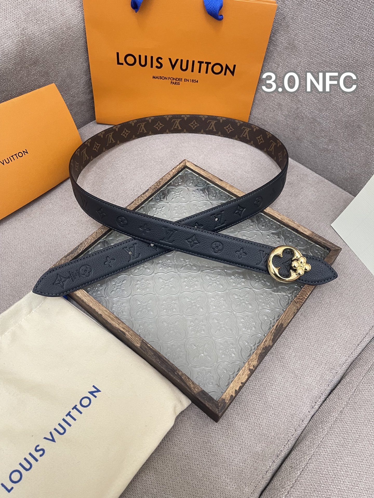 Louis Vuitton Female Basic Belt Cow Leather M-l