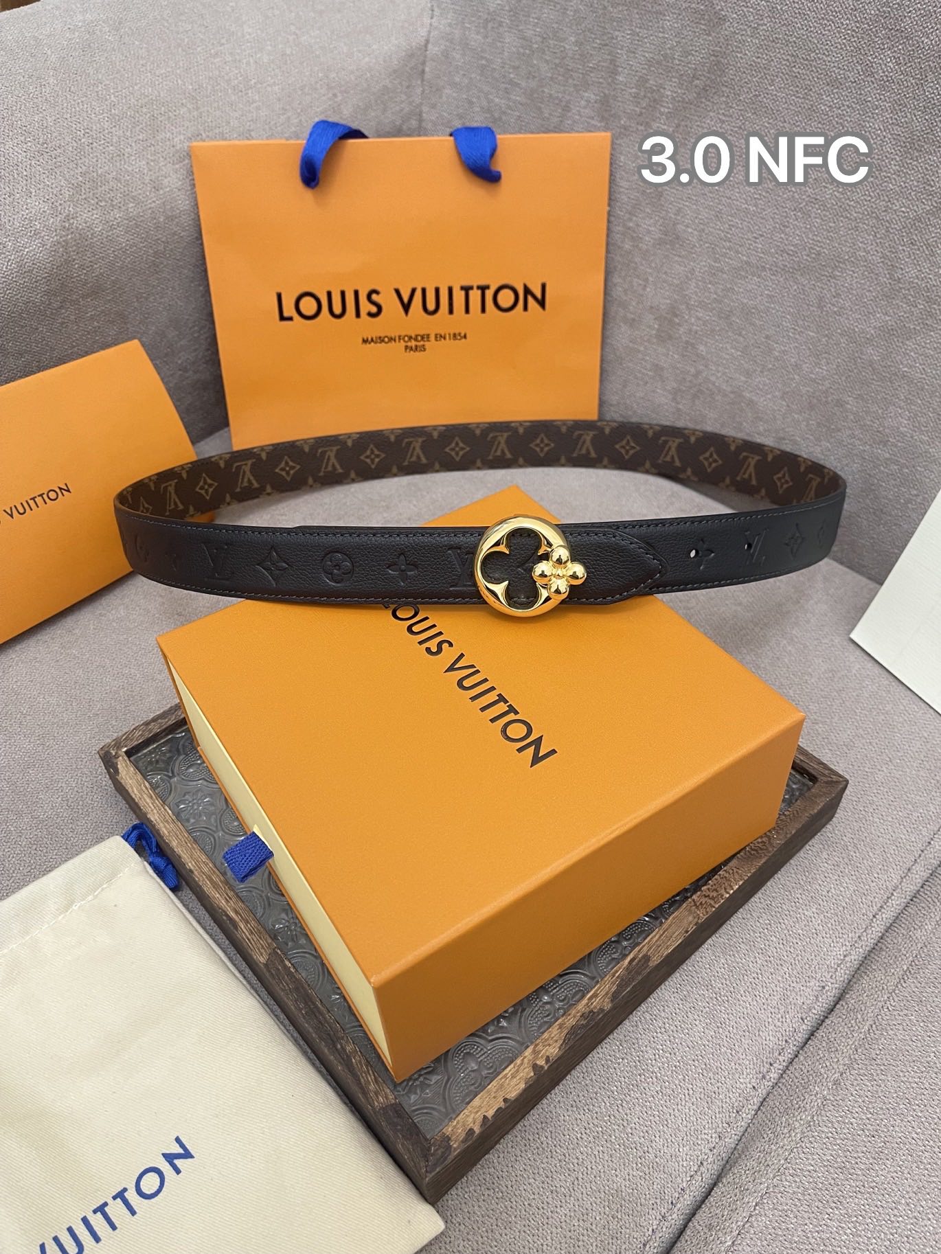 Louis Vuitton Female Basic Belt Cow Leather M-l