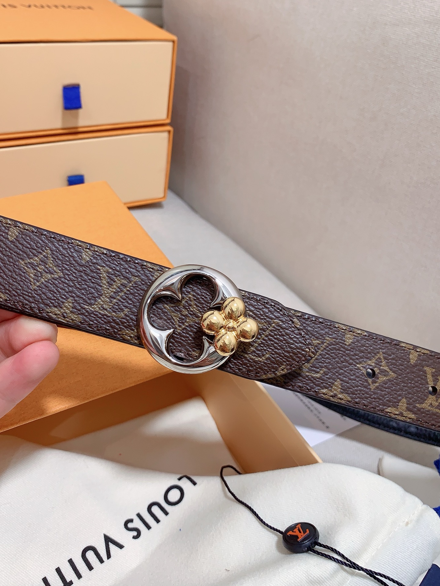 Louis Vuitton Female Basic Belt Cow Leather S-m-l