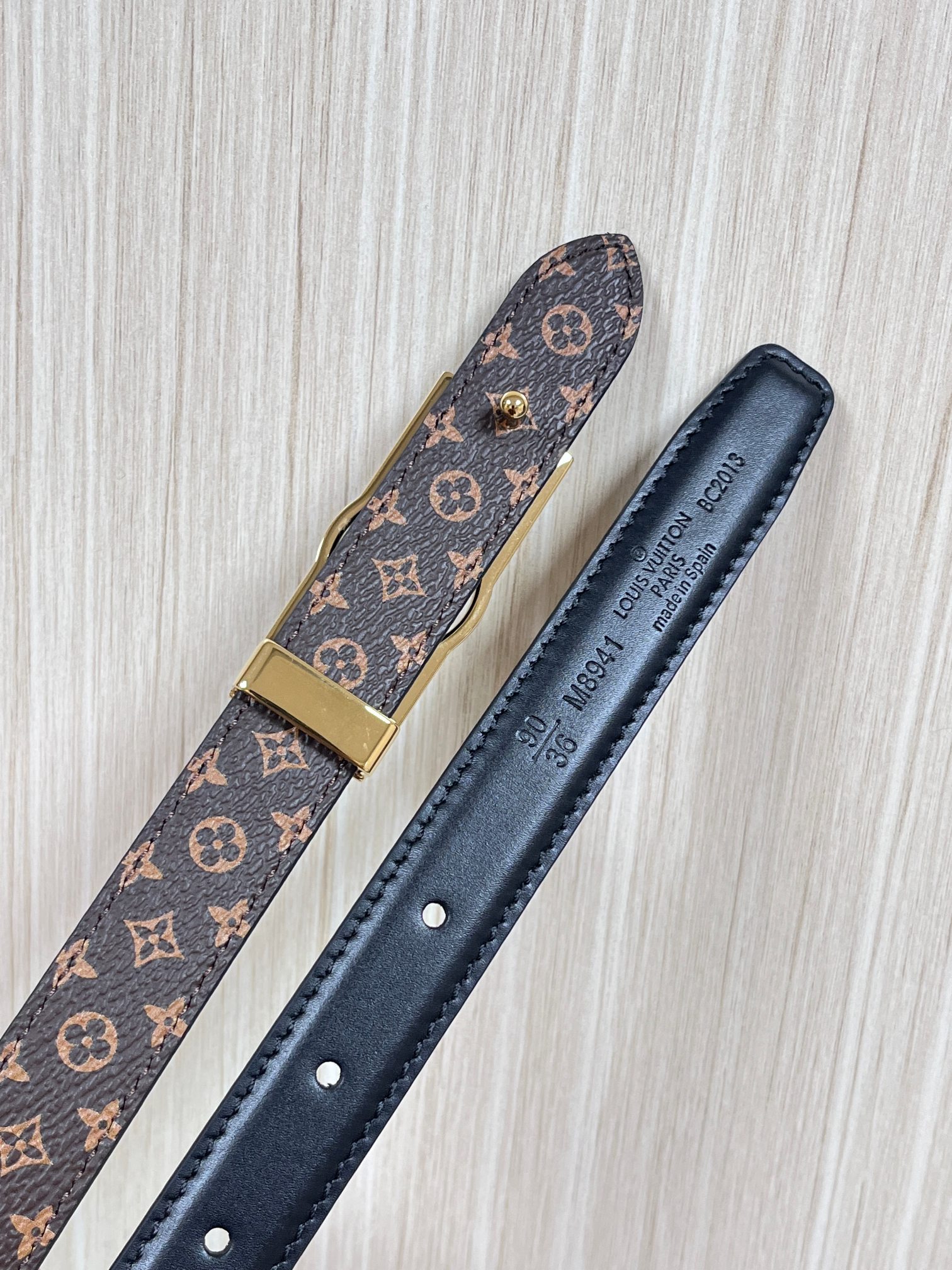 Louis Vuitton Female Basic Belt Cow Leather M