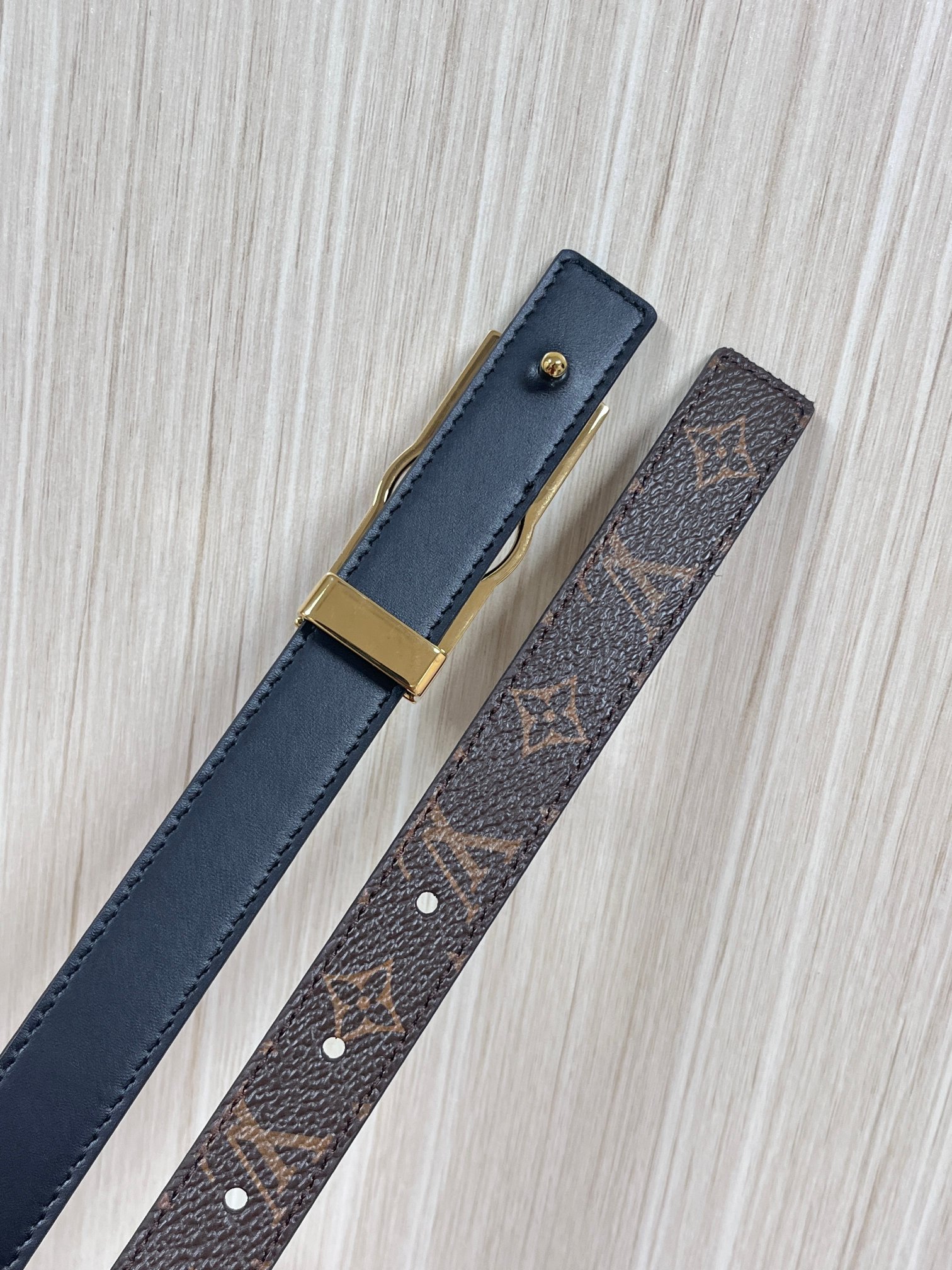 Louis Vuitton Female Basic Belt Cow Leather M