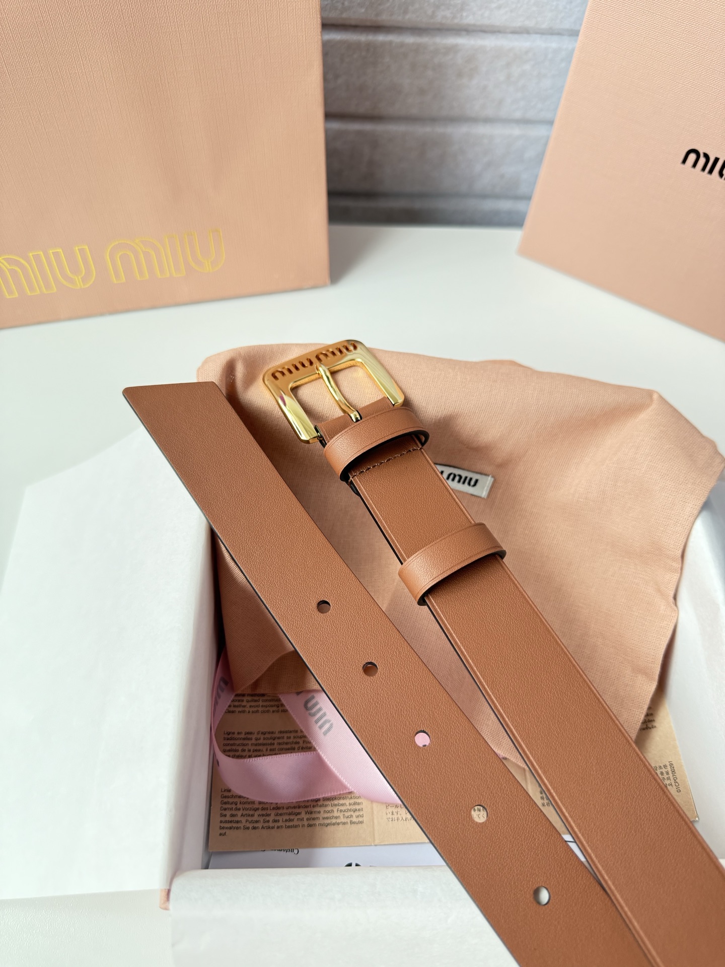 Miu Miu Female Leather Belt Cow Leather Silver M-l