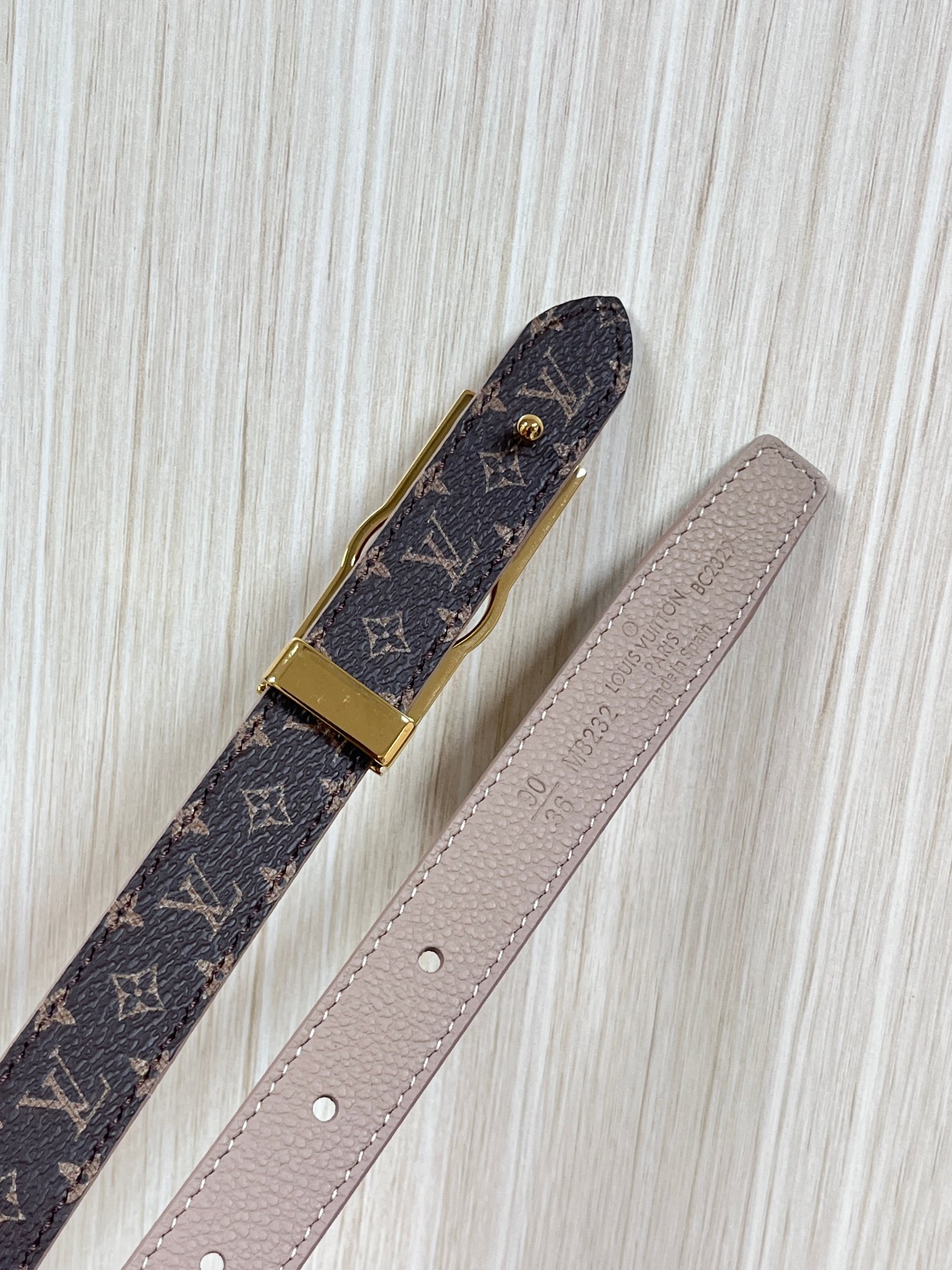 Louis Vuitton Female Basic Belt Cow Leather M