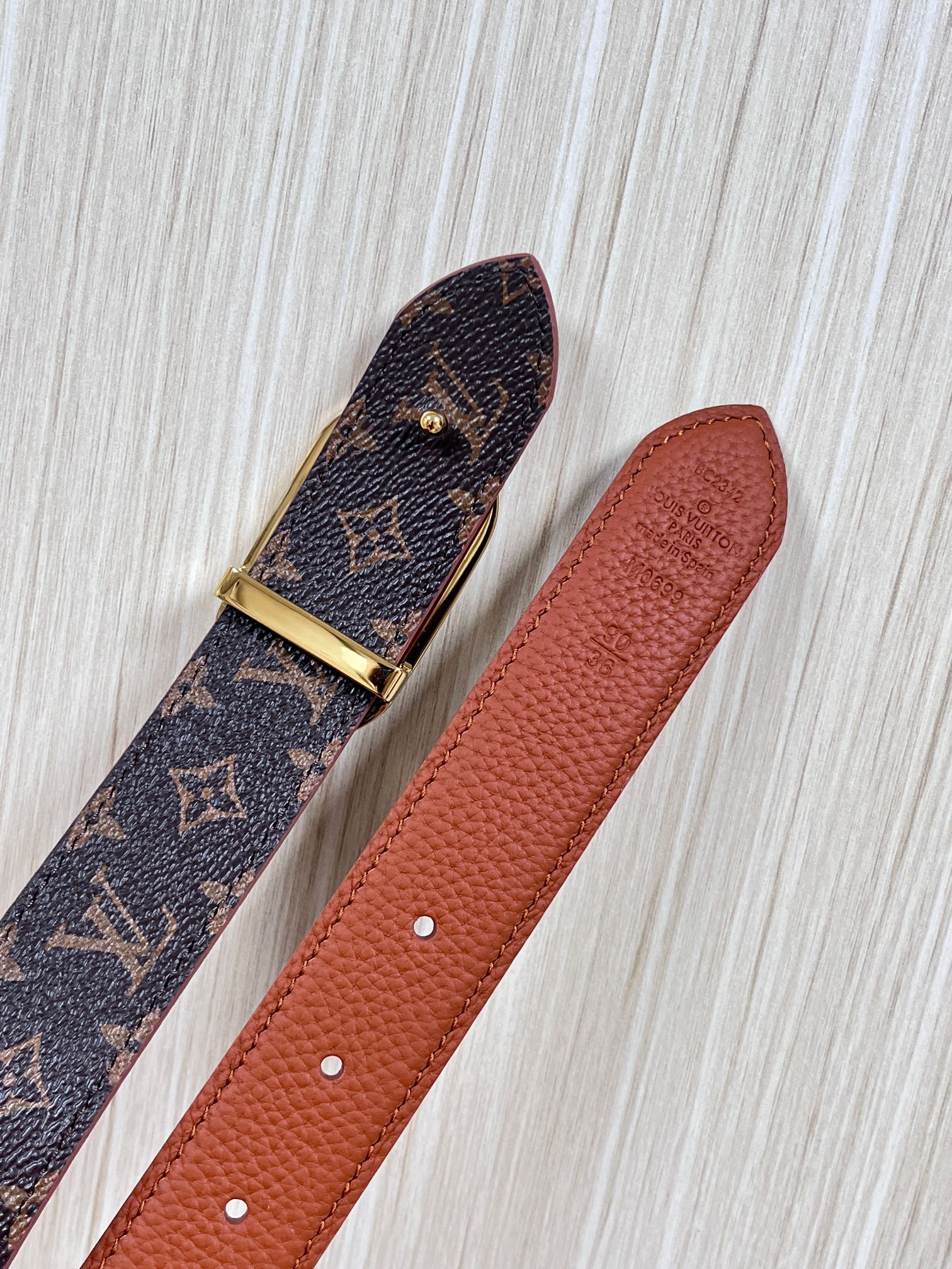 Louis Vuitton Female Basic Belt Cow Leather M