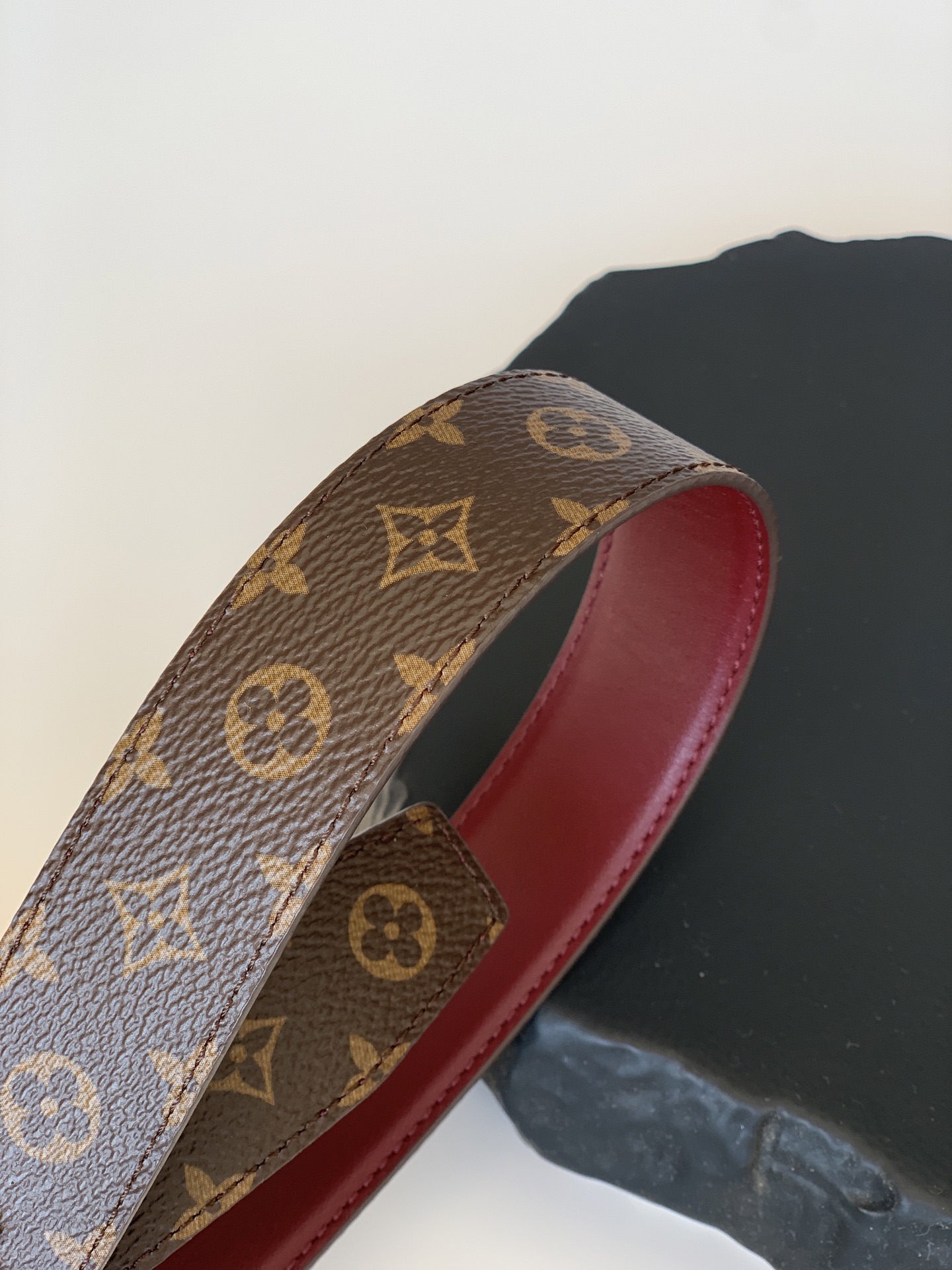 Louis Vuitton Female Basic Belt M-l