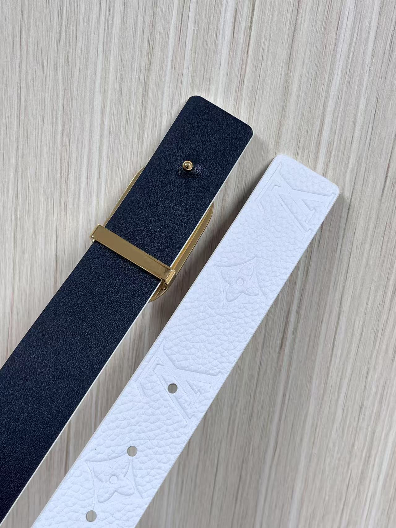 Female Basic Belt Cow Leather White