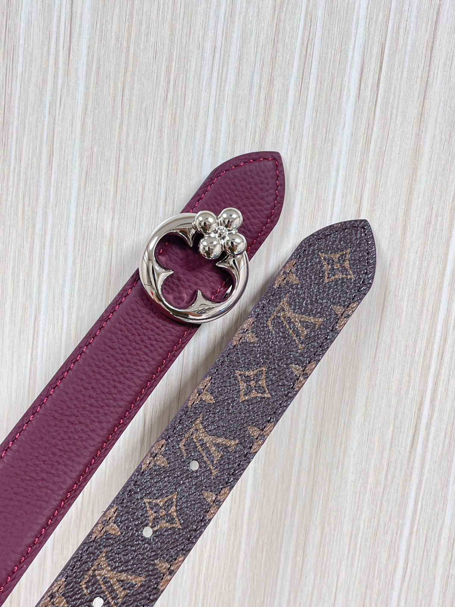 Louis Vuitton Female Basic Belt Canvas Silver M-l
