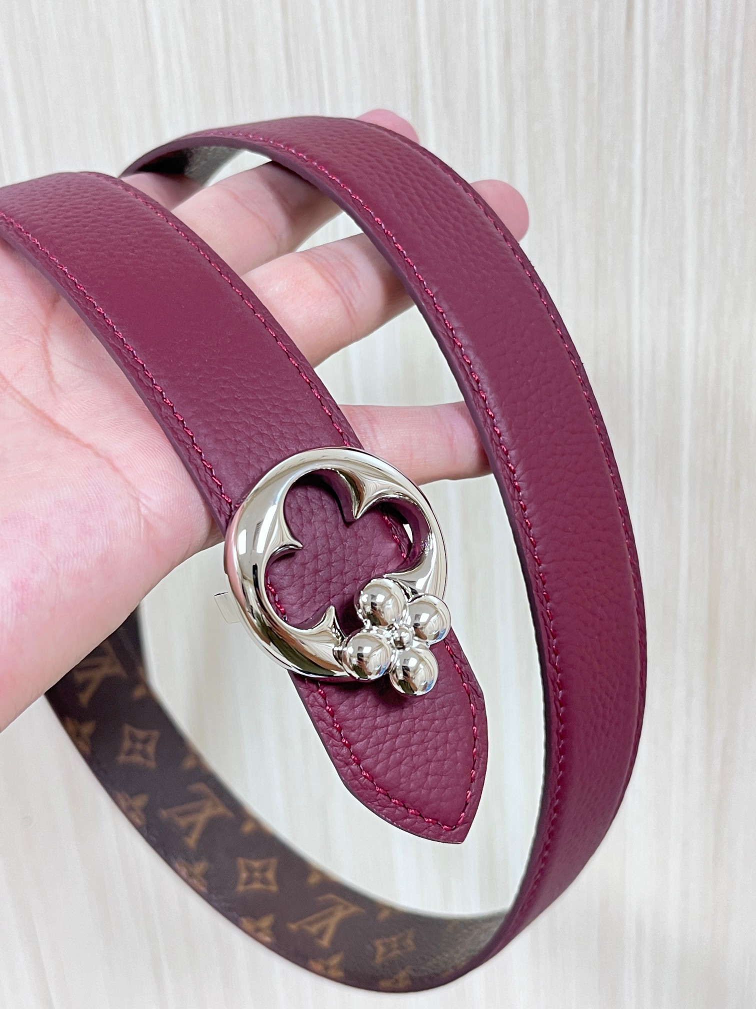 Louis Vuitton Female Basic Belt Canvas Silver M-l