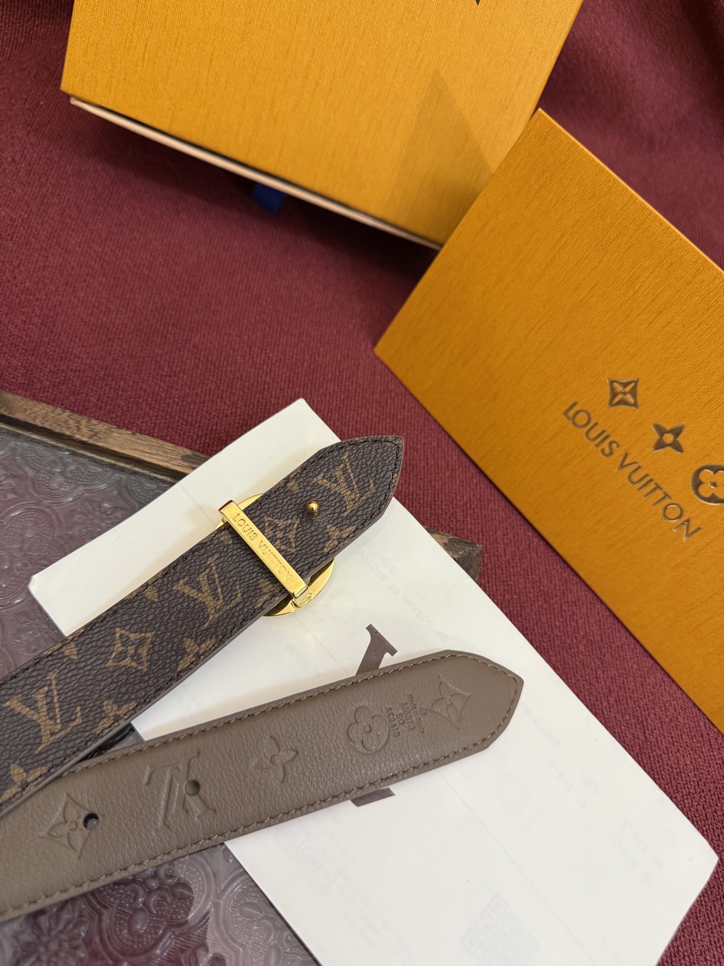 Louis Vuitton Female Basic Belt Cow Leather M-l