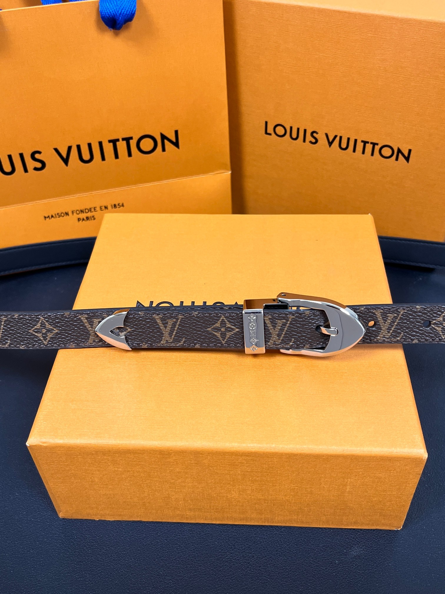 Louis Vuitton Male Pin Buckle Belt S-m-l