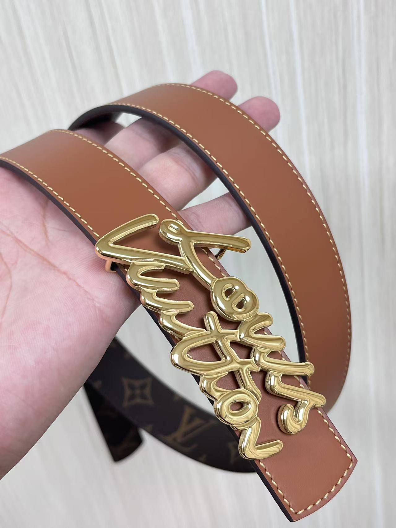 Louis Vuitton Female Basic Belt Cow Leather M