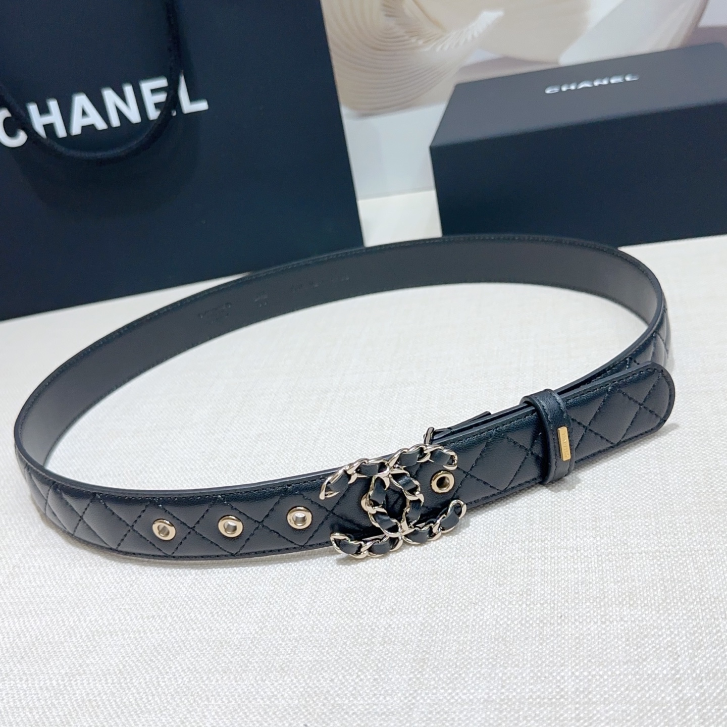 Chanel Female Basic Belt Sheepskin M