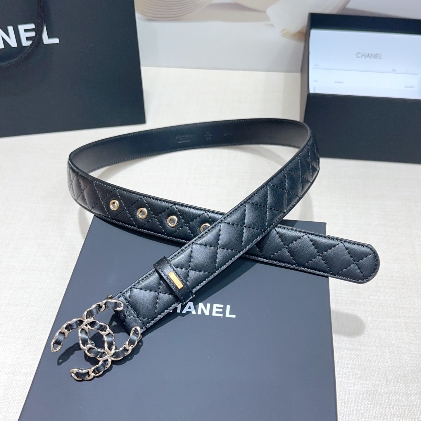 Chanel Female Basic Belt Sheepskin M