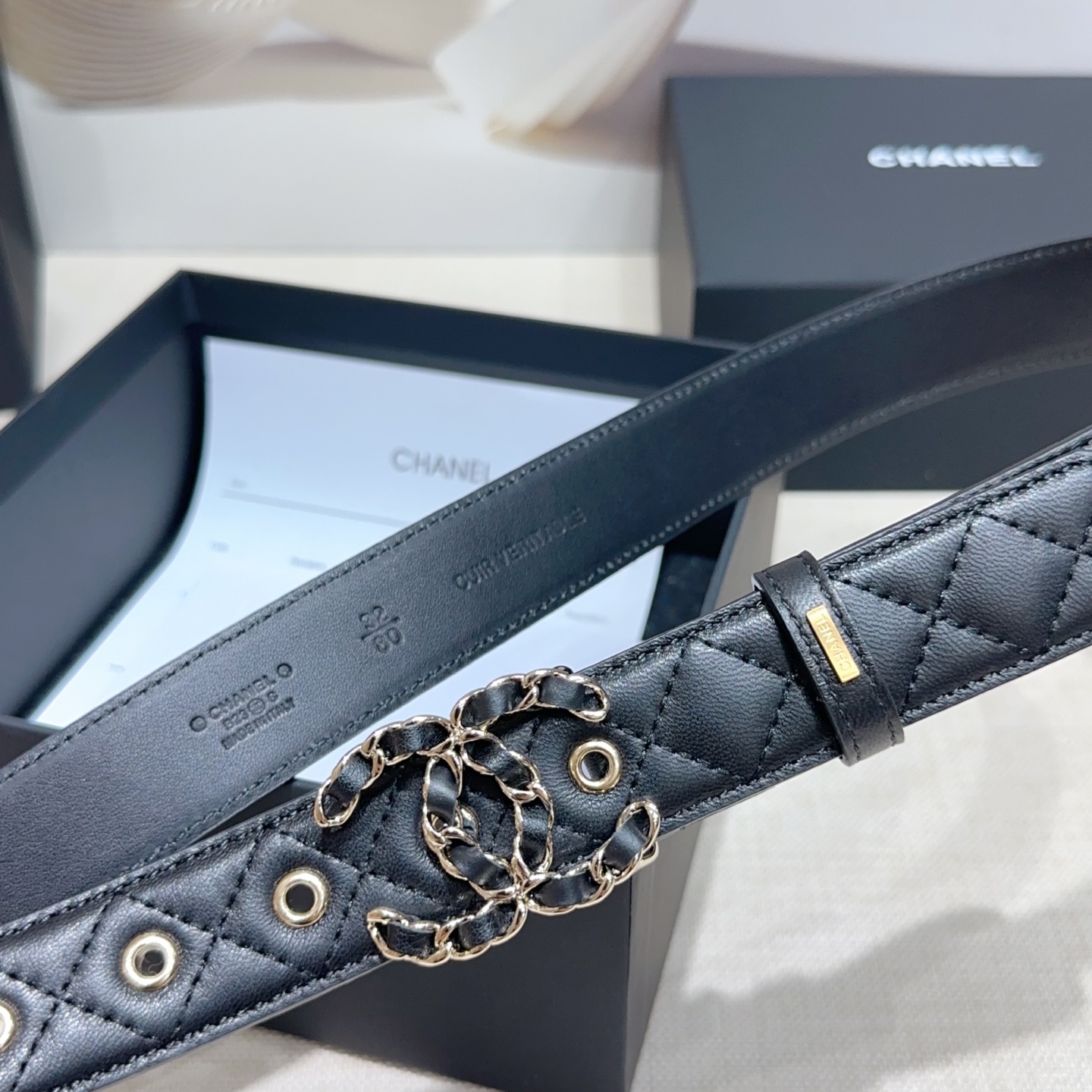 Chanel Female Basic Belt Sheepskin M