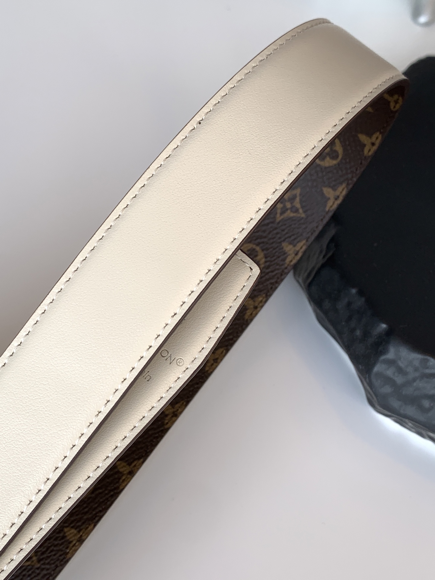 Louis Vuitton Female Basic Belt M-l