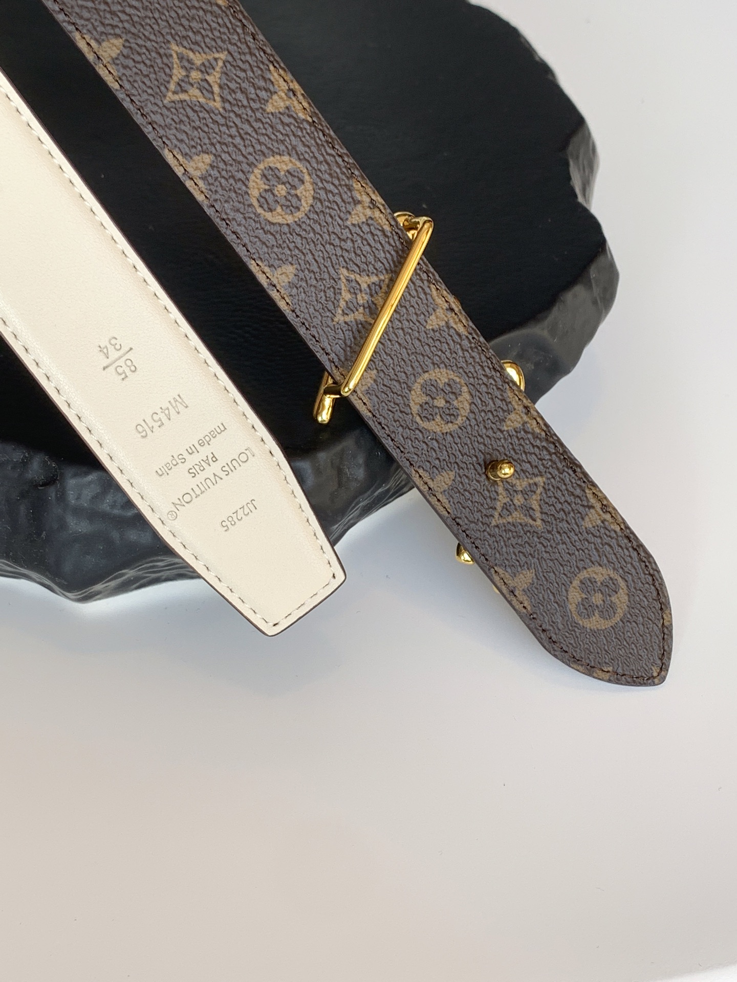 Louis Vuitton Female Basic Belt M-l