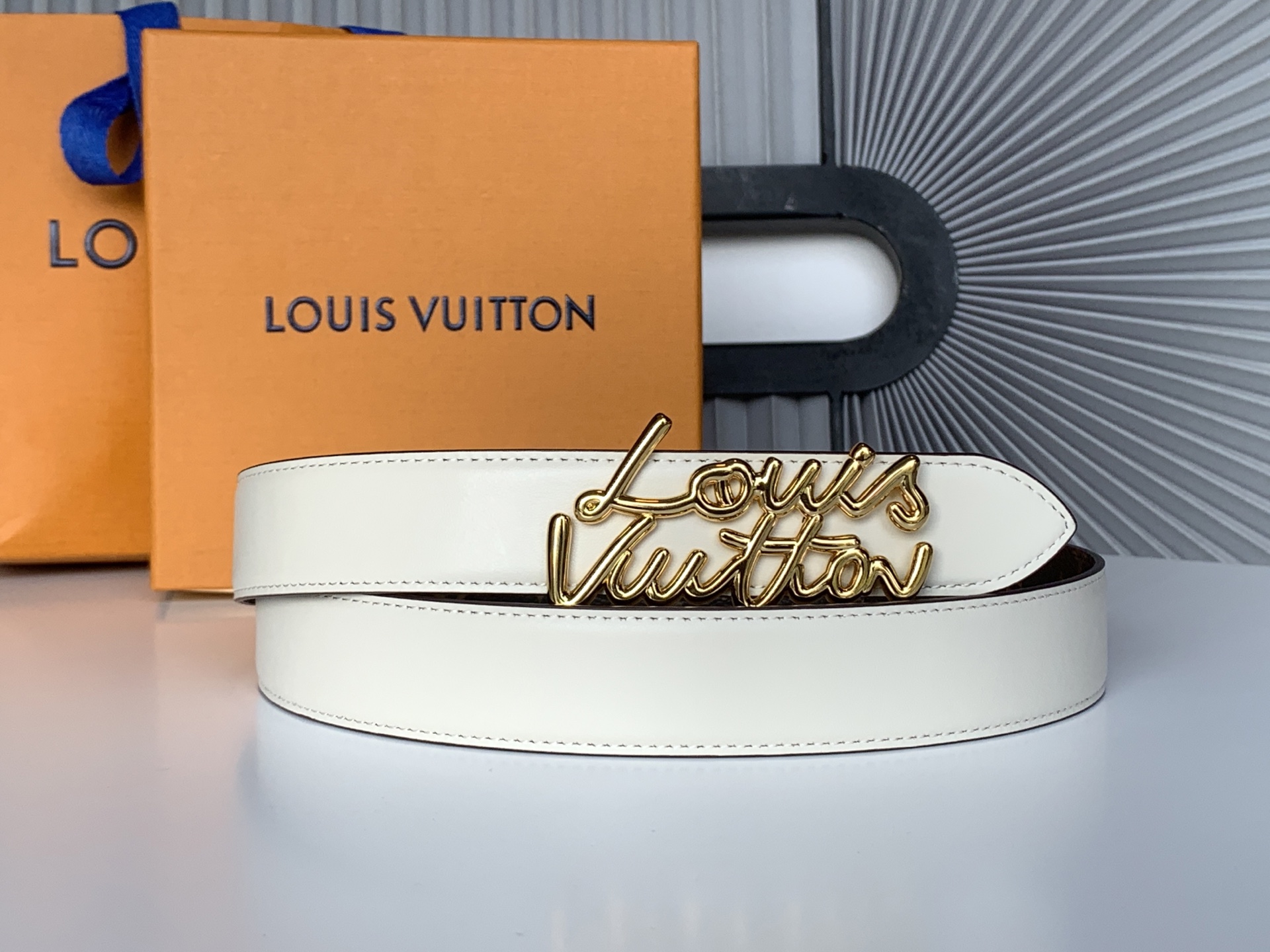 Louis Vuitton Female Basic Belt M-l