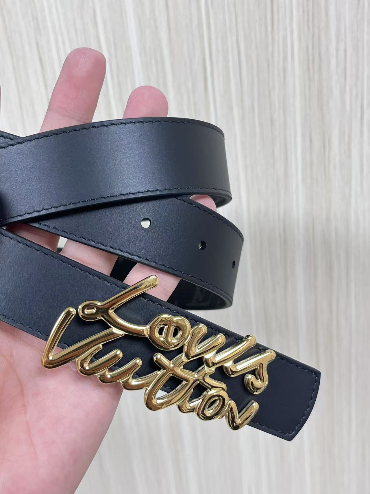 Louis Vuitton Female Basic Belt Cow Leather M
