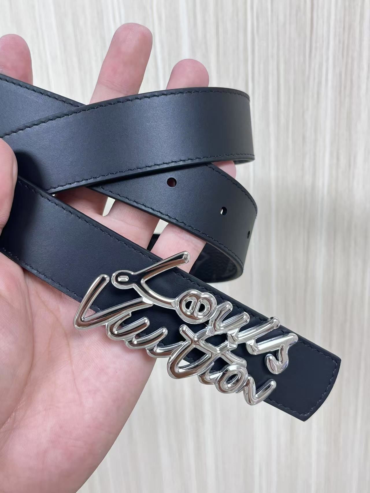 Louis Vuitton Female Basic Belt Cow Leather M