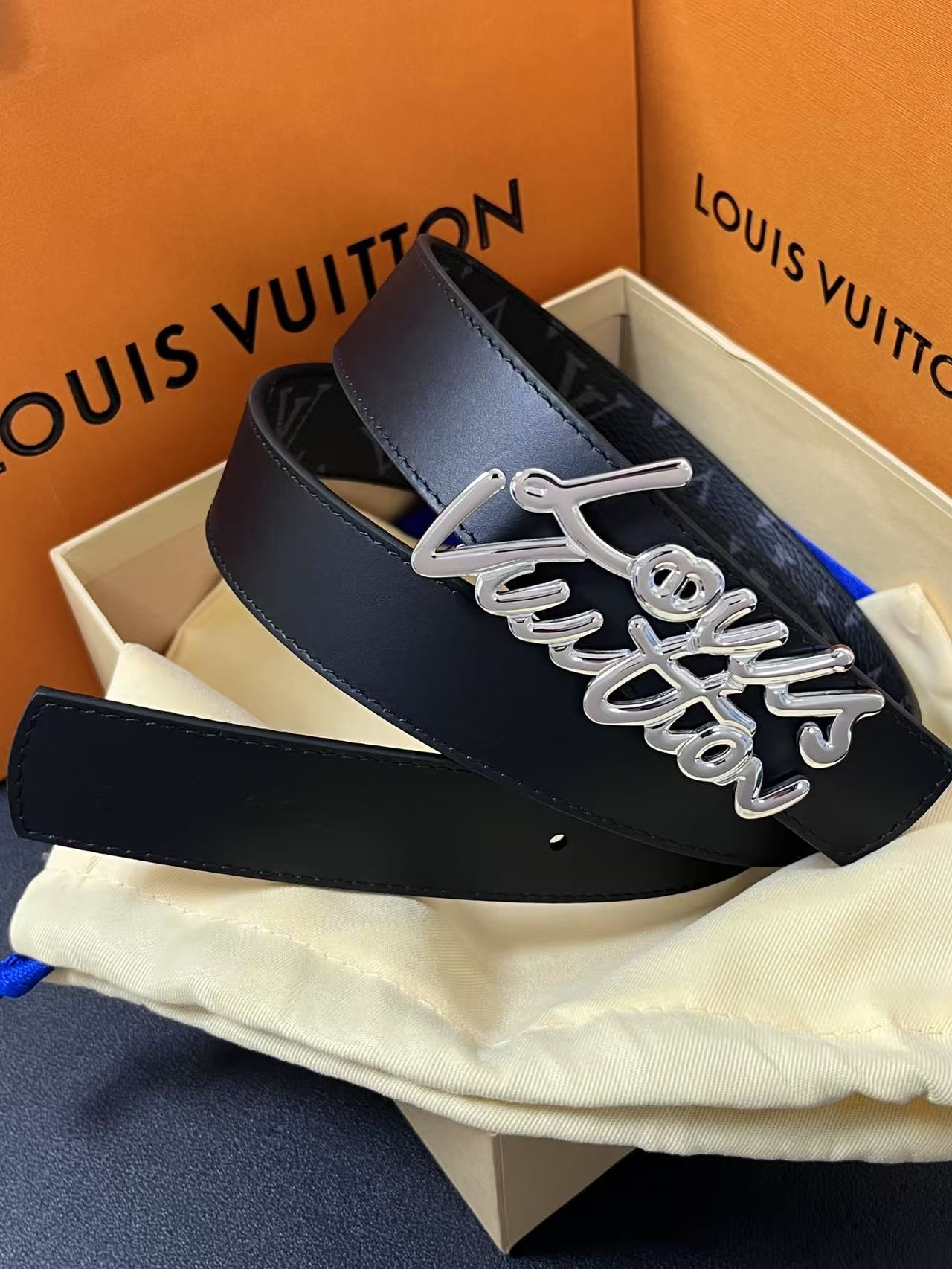 Louis Vuitton Female Basic Belt Cow Leather M