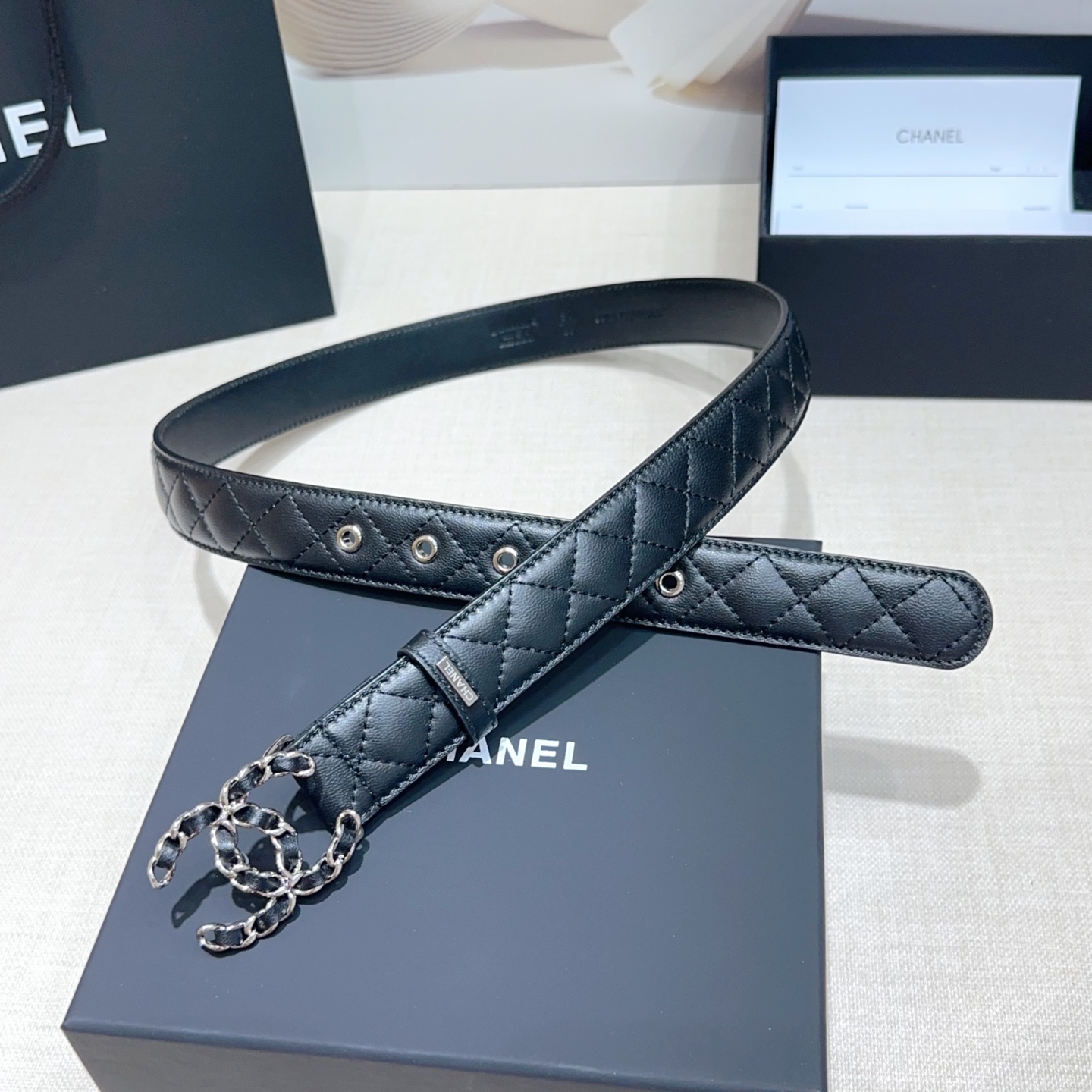 Chanel Female Basic Belt Sheepskin M